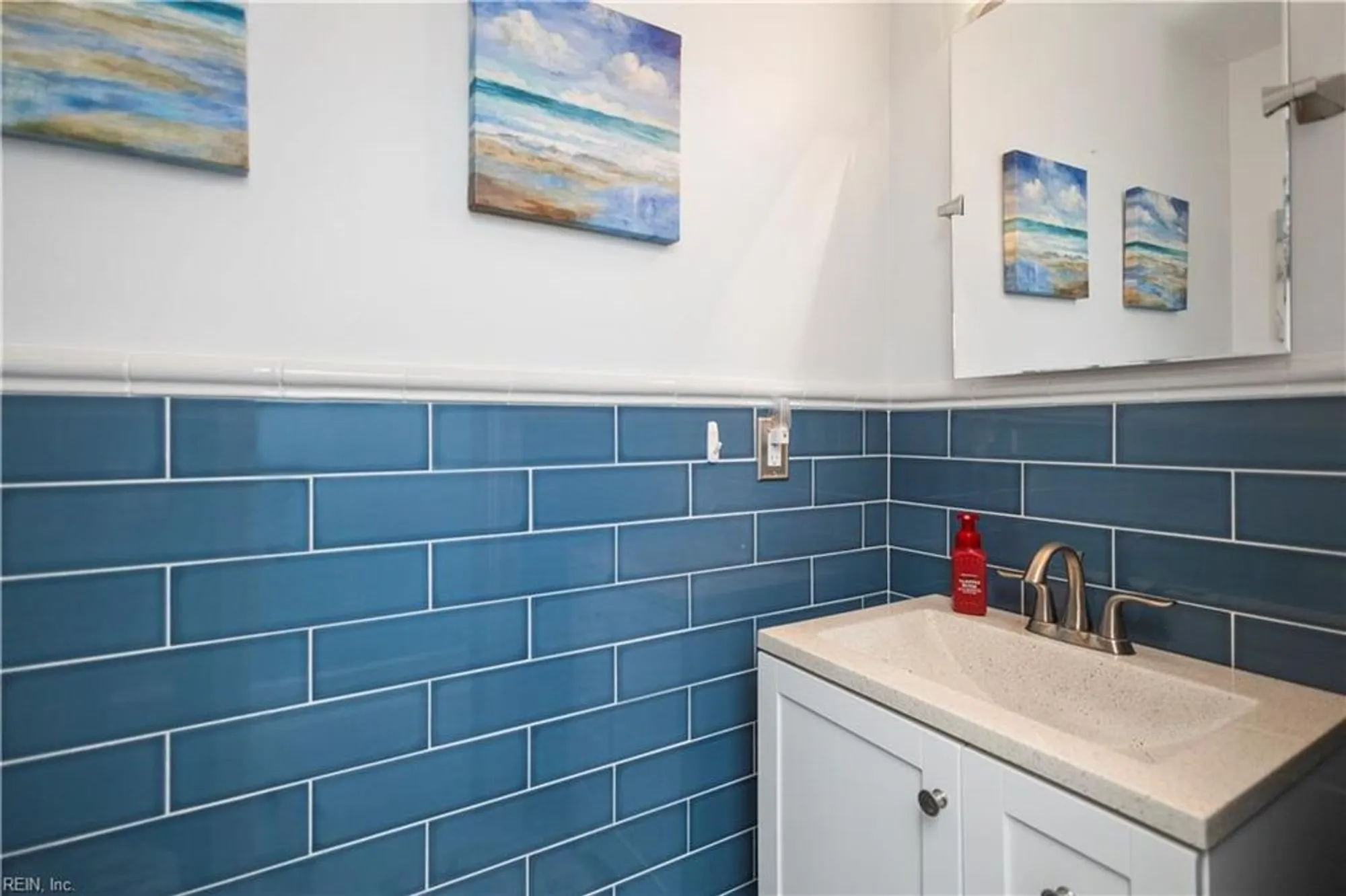 Property Slideshow image 14 of 45 | 1134 alexandria ln, Chesapeake, VA, 23320