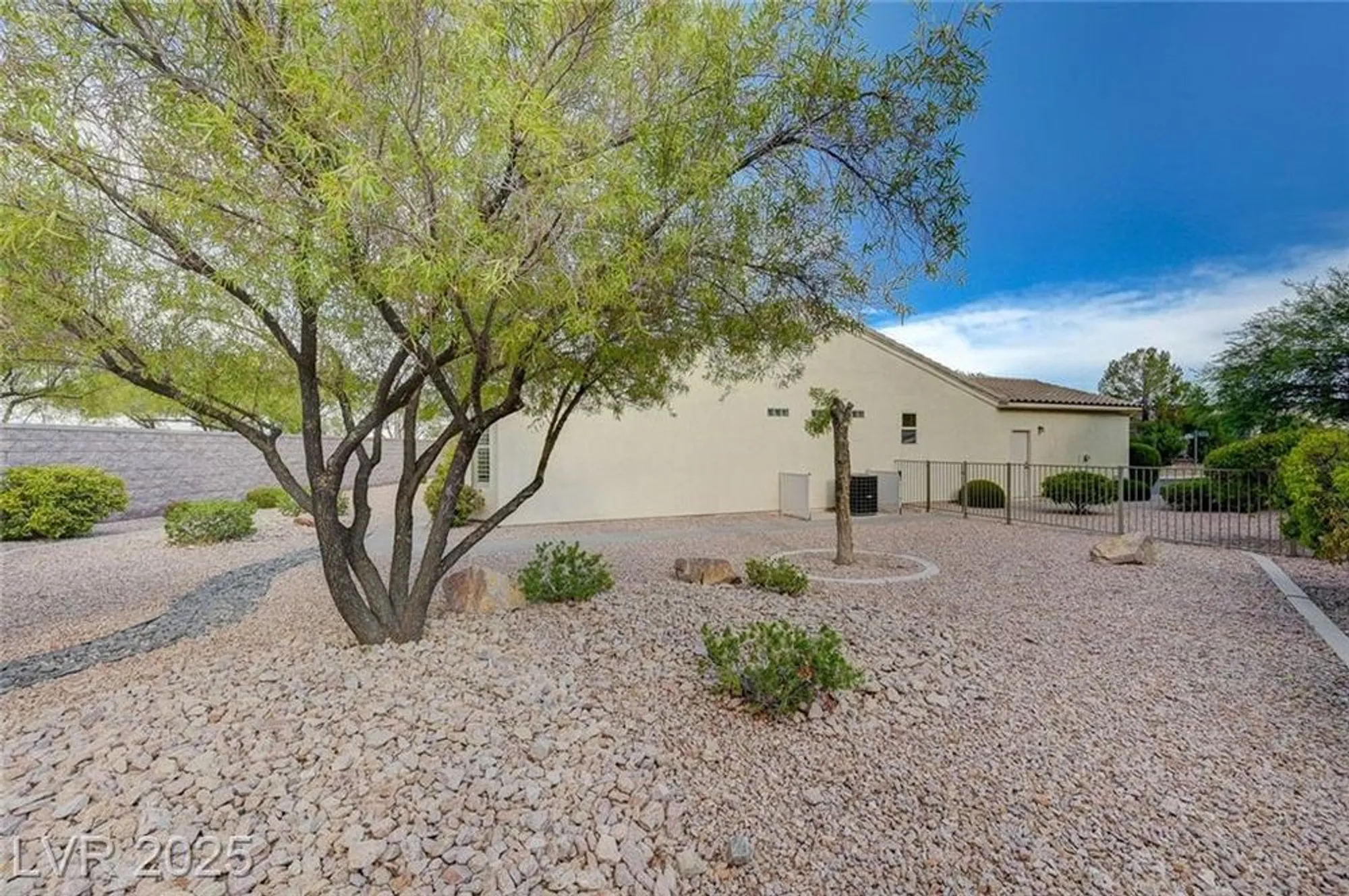 Property Slideshow image 37 of 60 | 10494 melodia magico ave, Las Vegas, NV, 89135