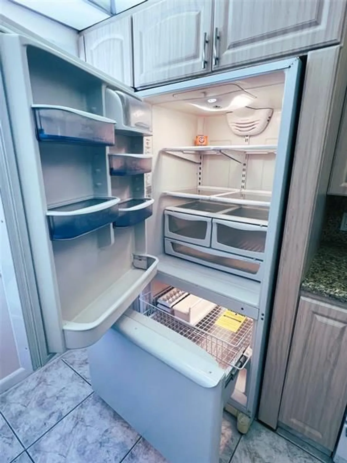 Property Slideshow image 24 of 38 | 2902 victoria cir e3, Coconut Creek, FL, 33066