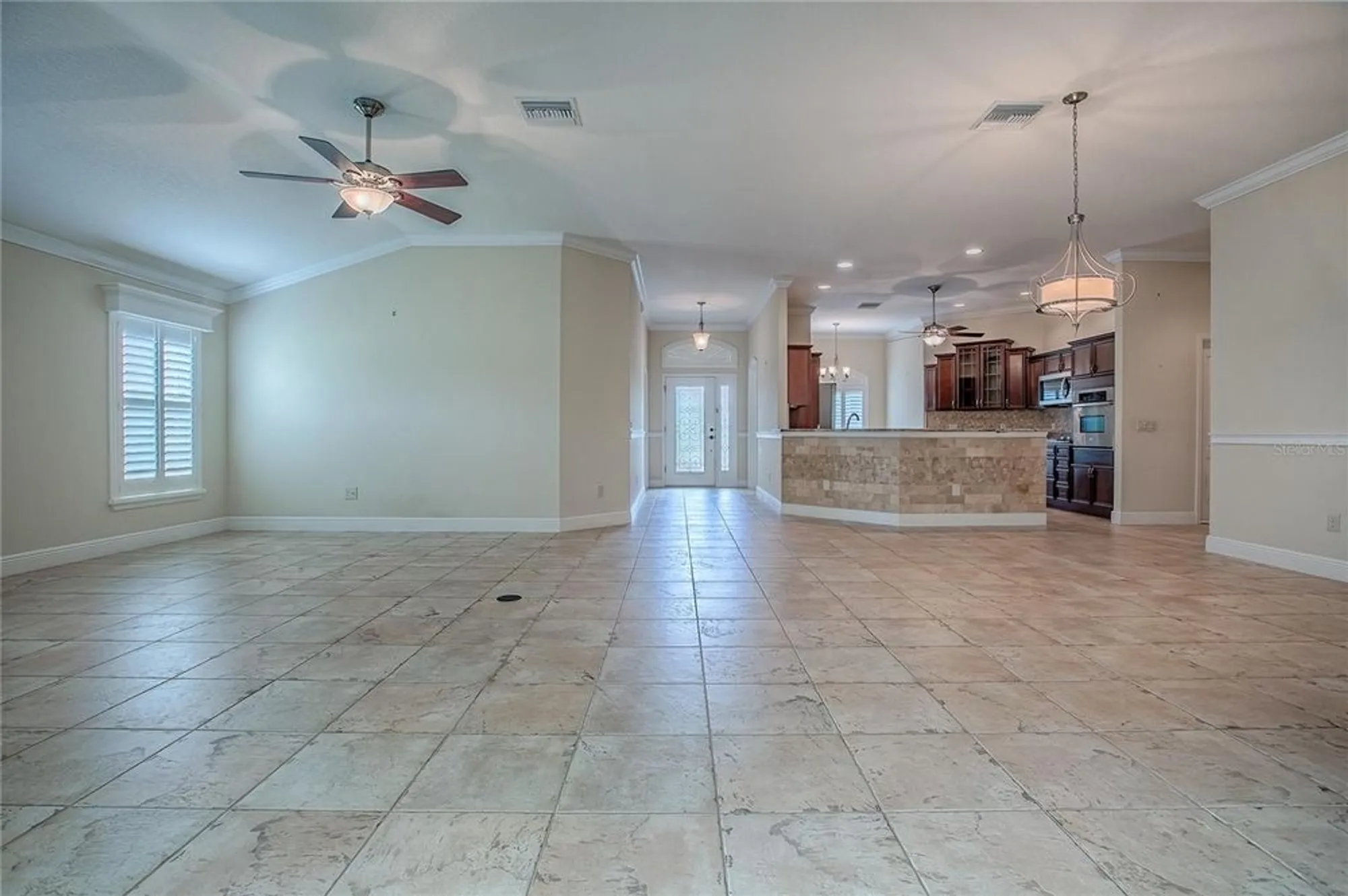 Property Slideshow image 18 of 73 | 527 beville pl, The Villages, FL, 32163