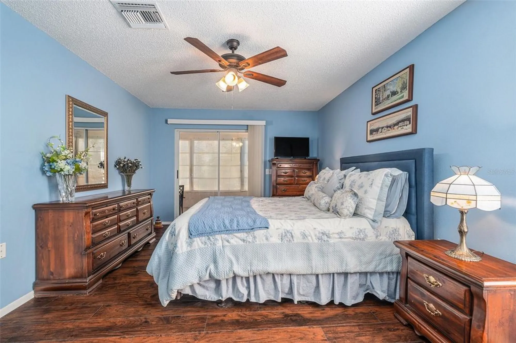 Property Slideshow image 19 of 37 | 4636 portland manor dr, New Port Richey, FL, 34655