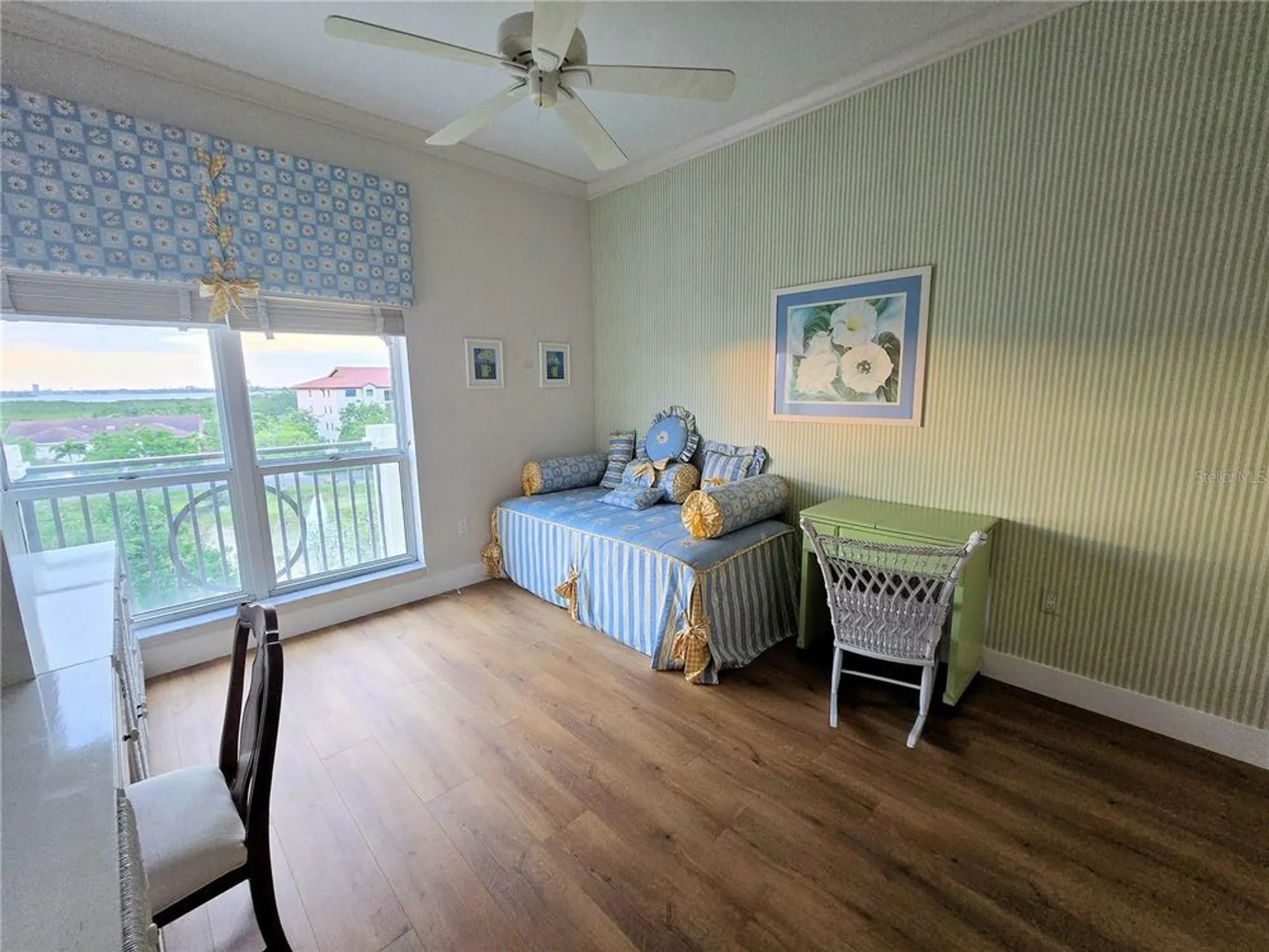 Property Slideshow image 28 of 41 | 5450 eagles point cir 405, Sarasota, FL, 34231