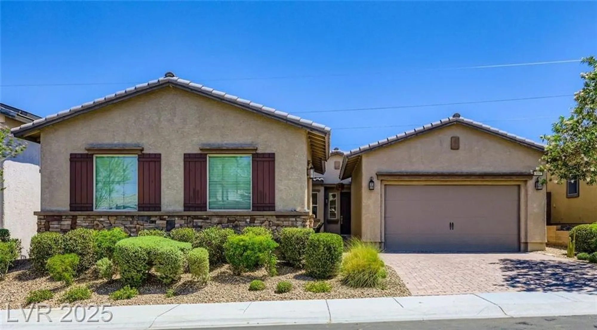 Property Slideshow image 1 of 45 | 800 rosewater dr, Henderson, NV, 89011