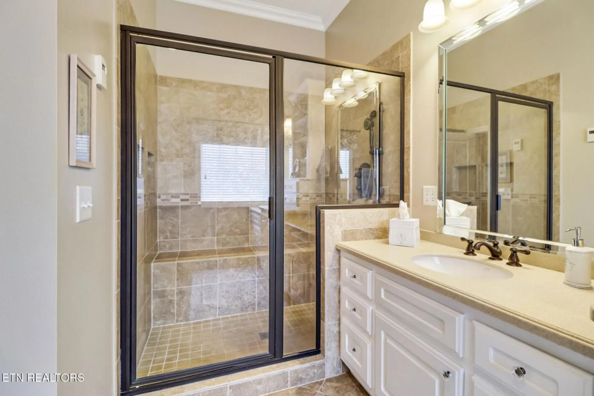 Property Slideshow image 33 of 47 | 237 forest hill dr, Crossville, TN, 38558