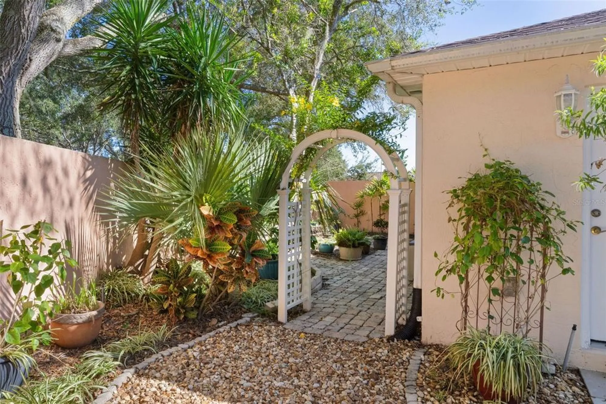 Property Slideshow image 40 of 53 | 1025 avalon ave, Lady Lake, FL, 32159