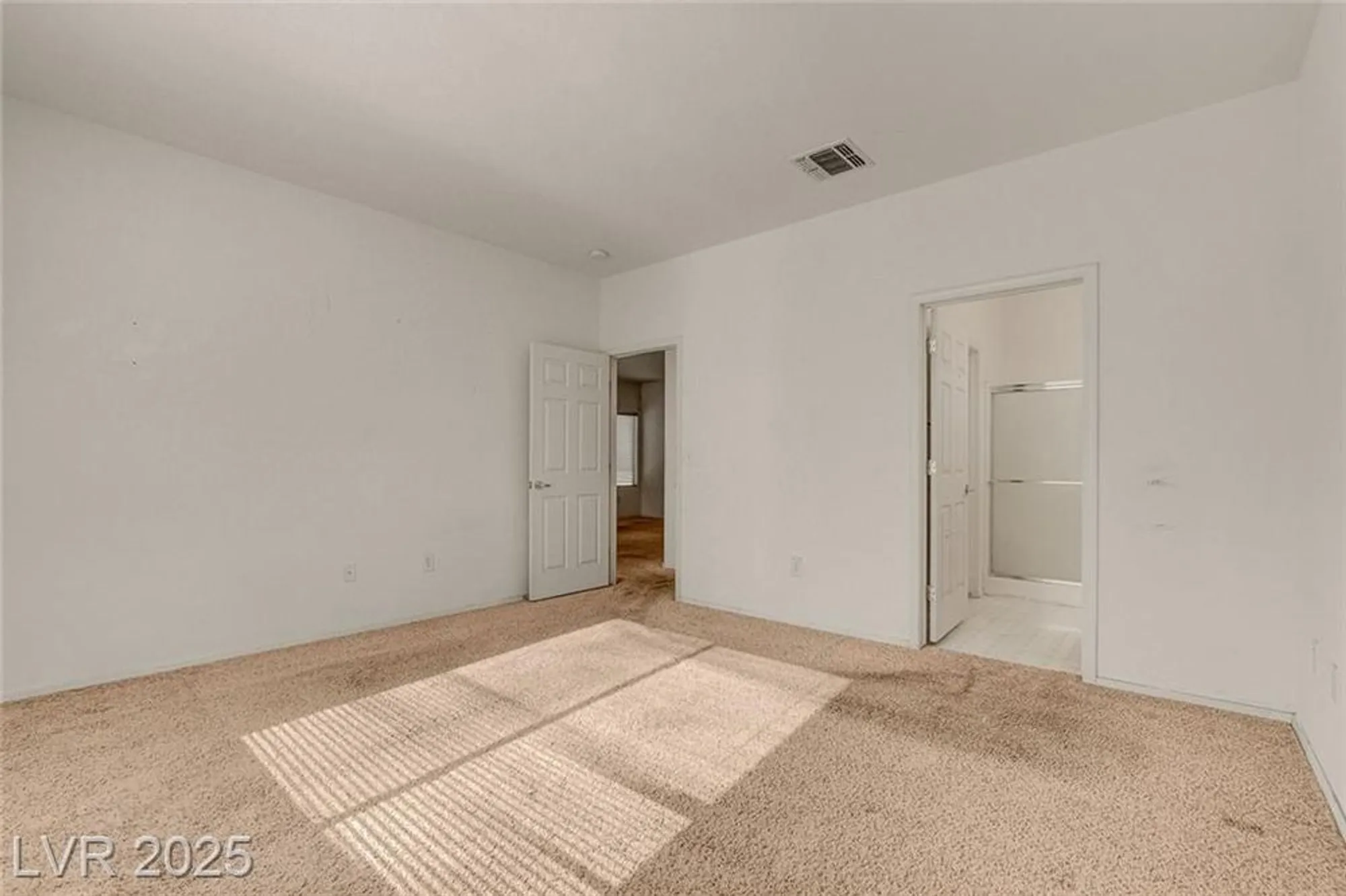 Property Slideshow image 21 of 45 | 2839 sapphire desert dr, Henderson, NV, 89052