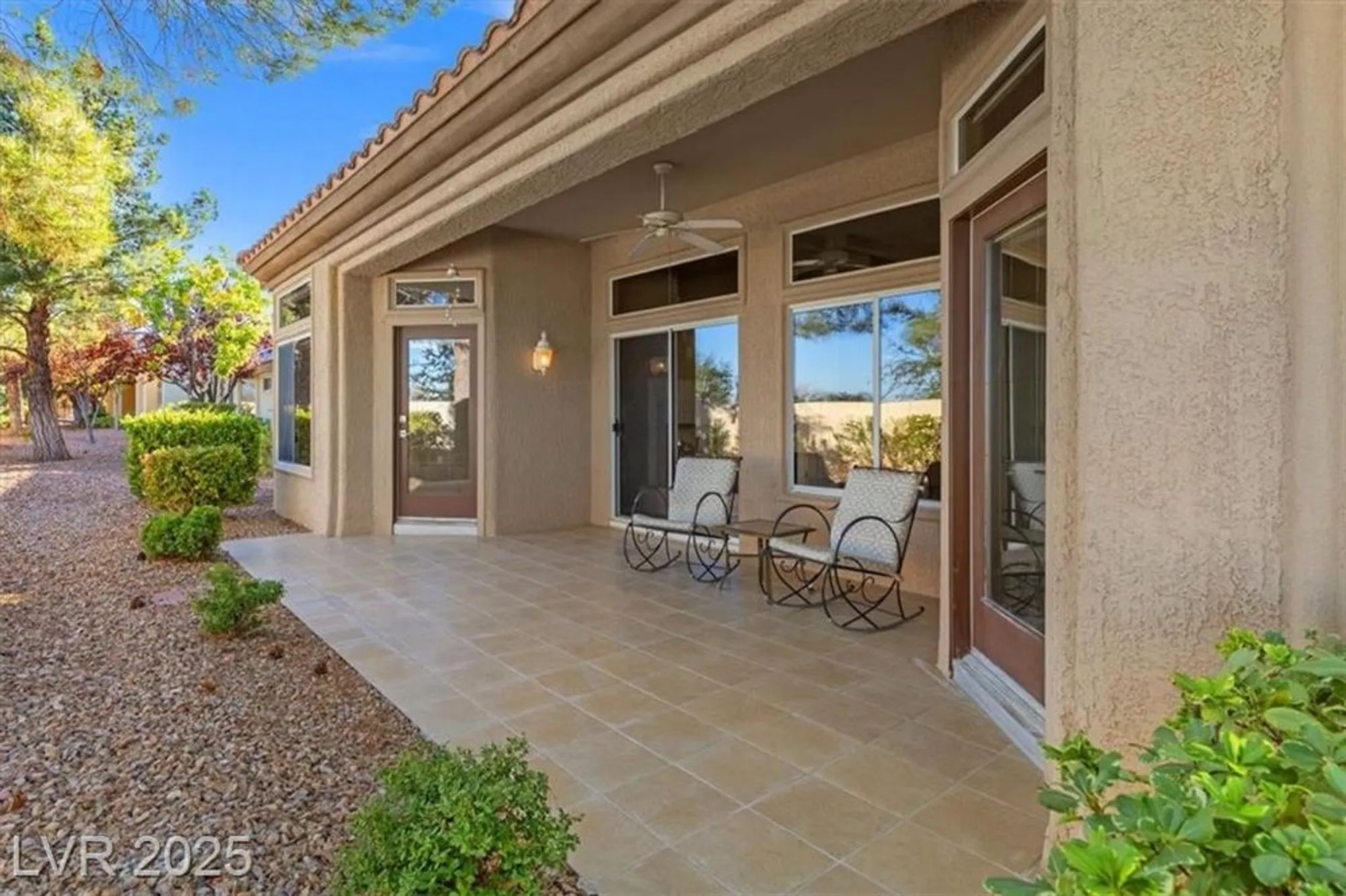 Property Slideshow image 38 of 43 | 2404 spring water dr, Las Vegas, NV, 89134