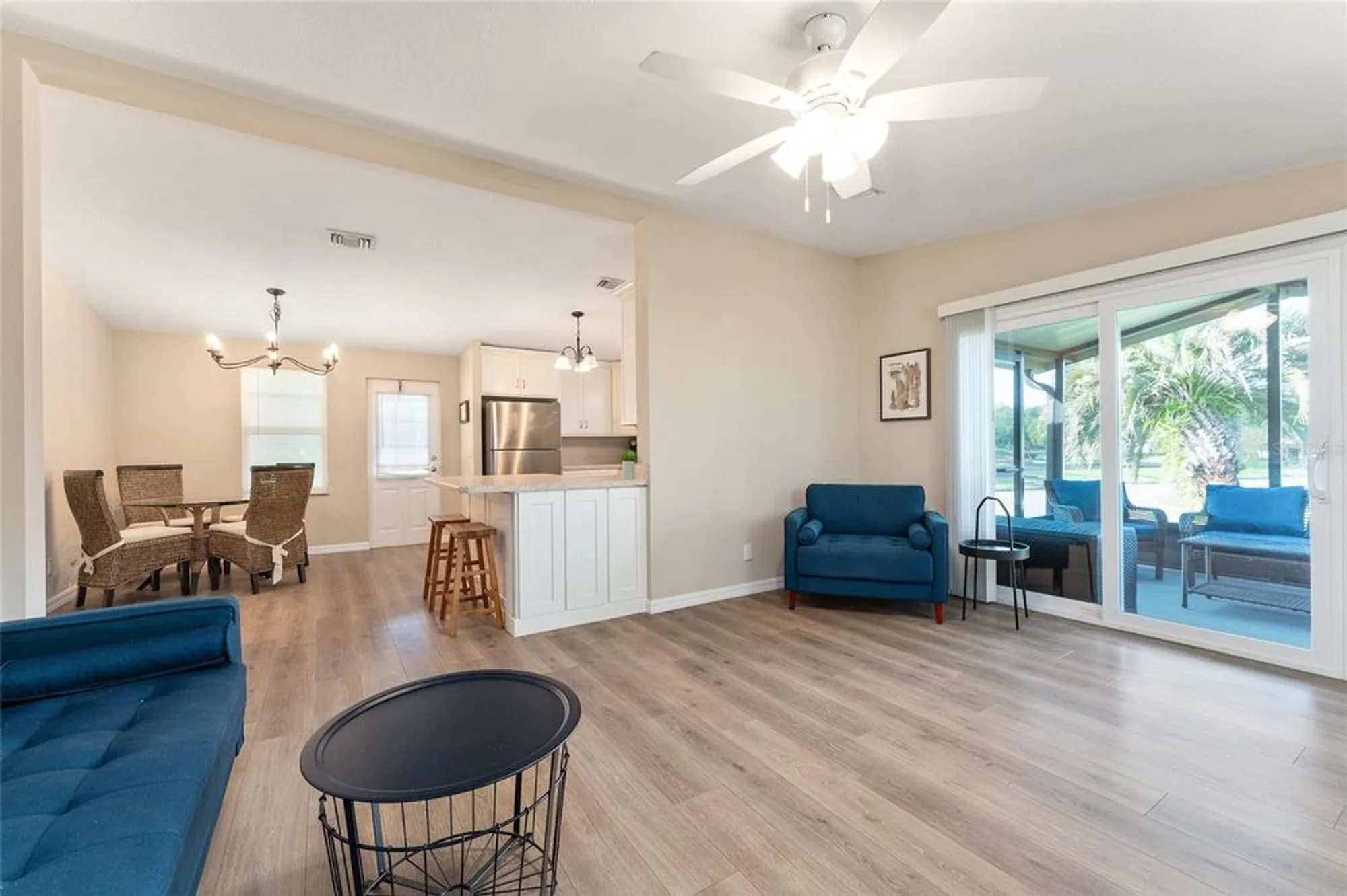 Property Slideshow image 12 of 67 | 1607 doral cir, Lady Lake, FL, 32159