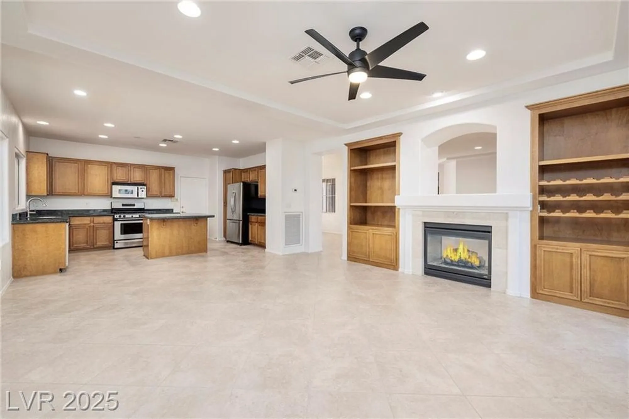Property Slideshow image 11 of 50 | 1691 wellington springs ave, Henderson, NV, 89052