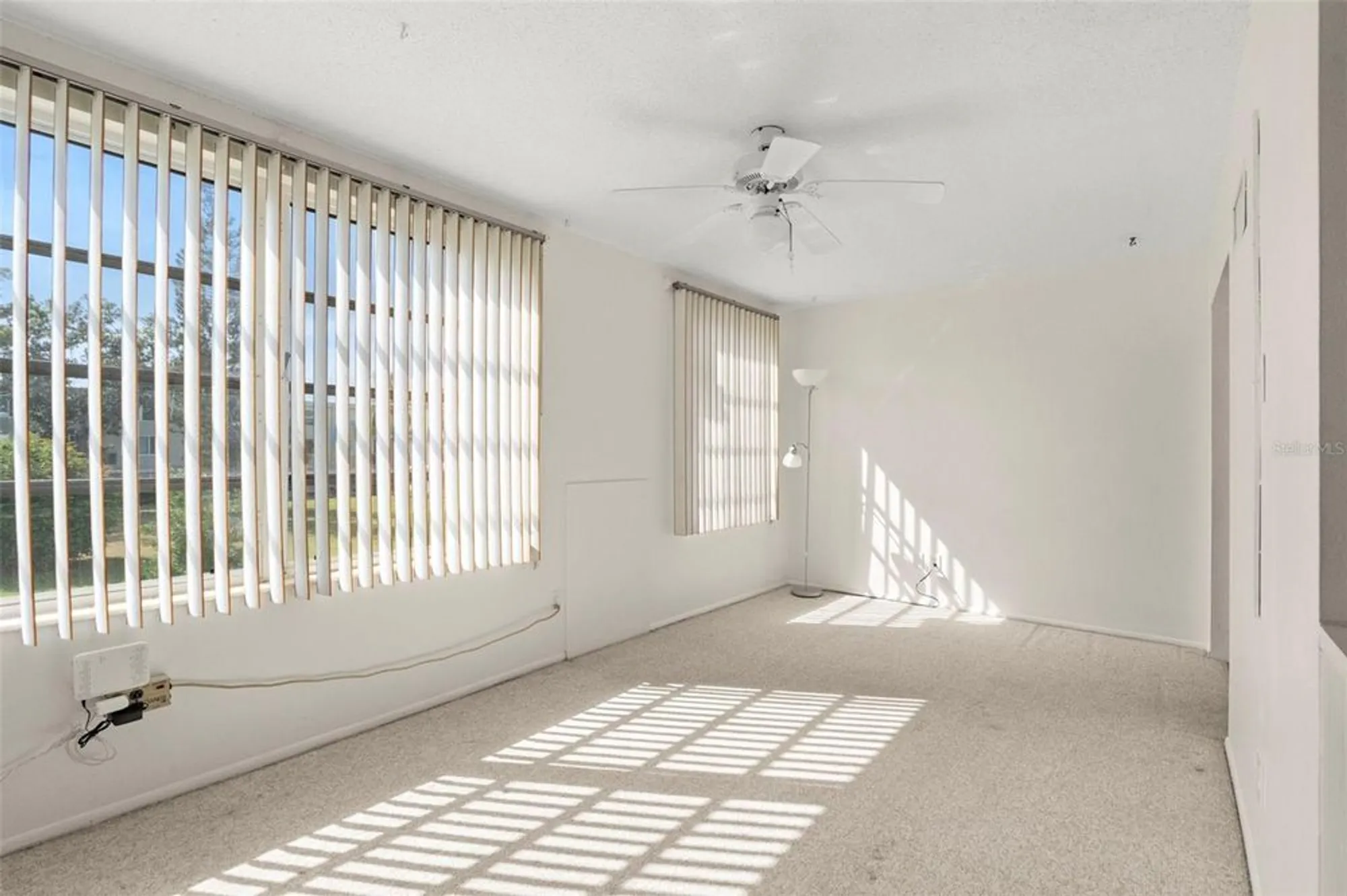 Property Slideshow image 16 of 43 | 2429 ecuadorian way 47, Clearwater, FL, 33763