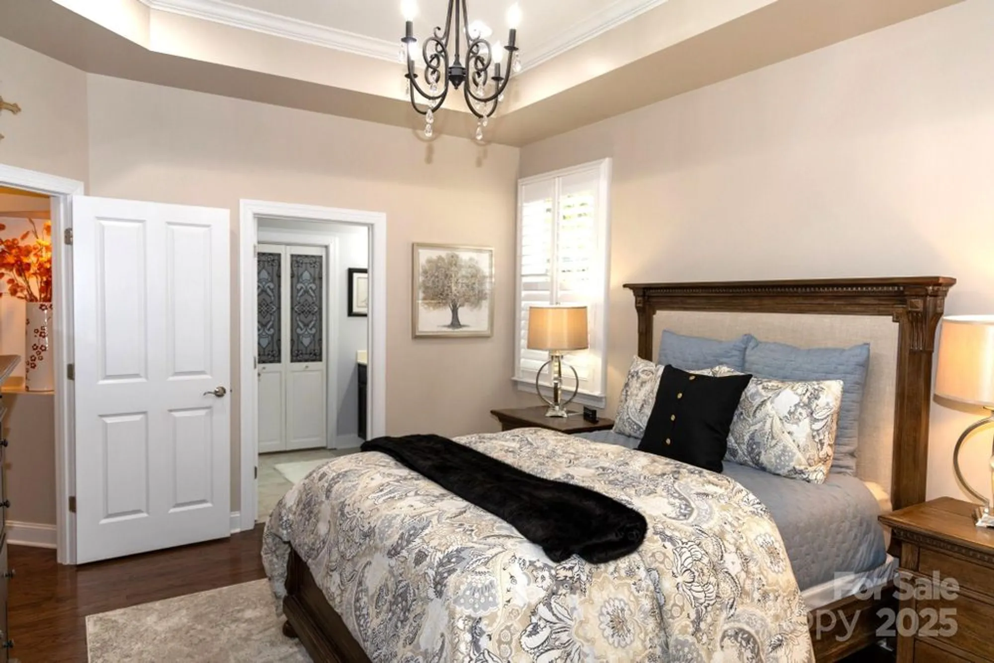 Property Slideshow image 13 of 31 | 16116 lakeside loop ln, Cornelius, NC, 28031