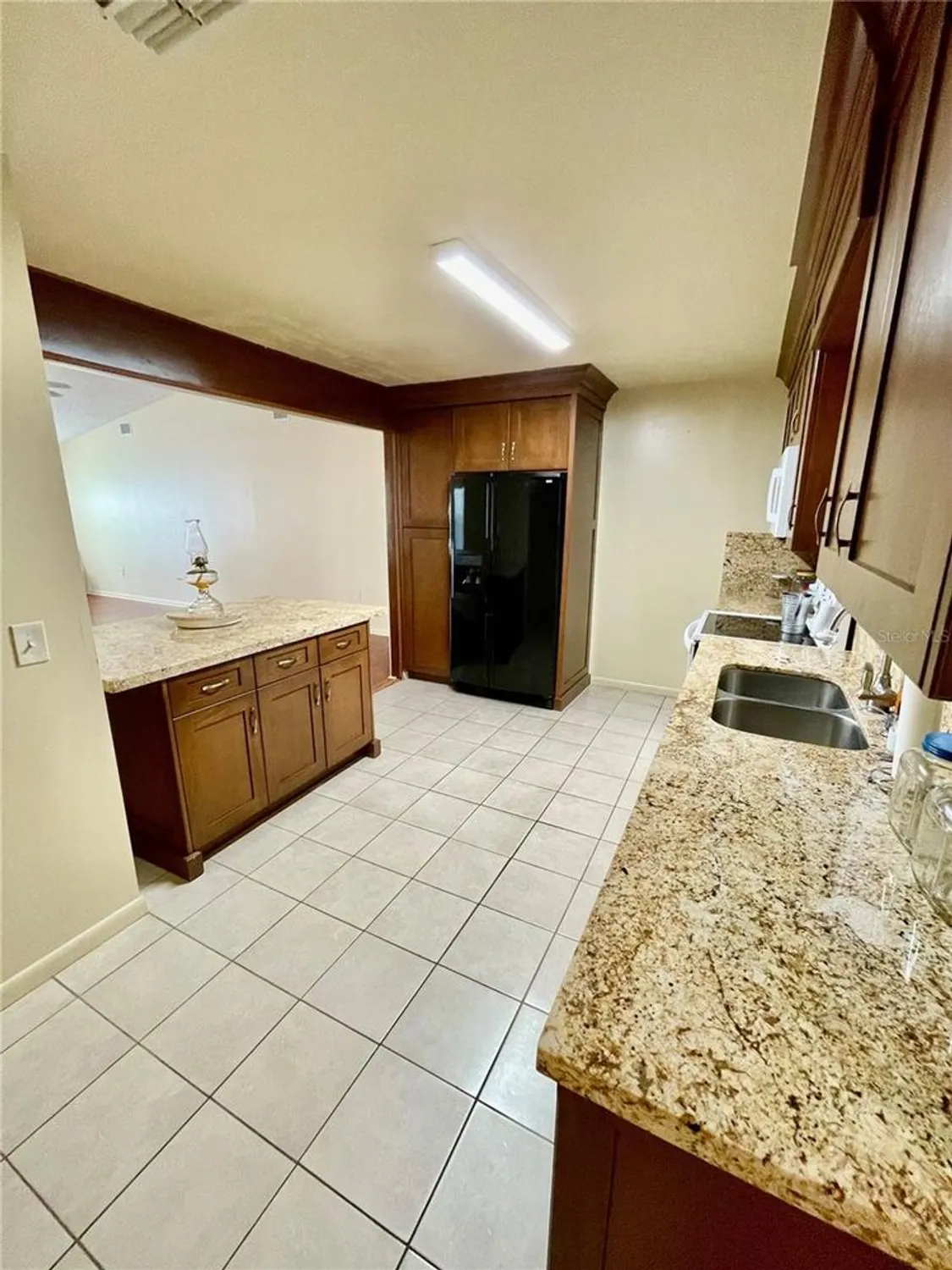 Property Slideshow image 12 of 59 | 1690 colonnades cir, Lakeland, FL, 33811