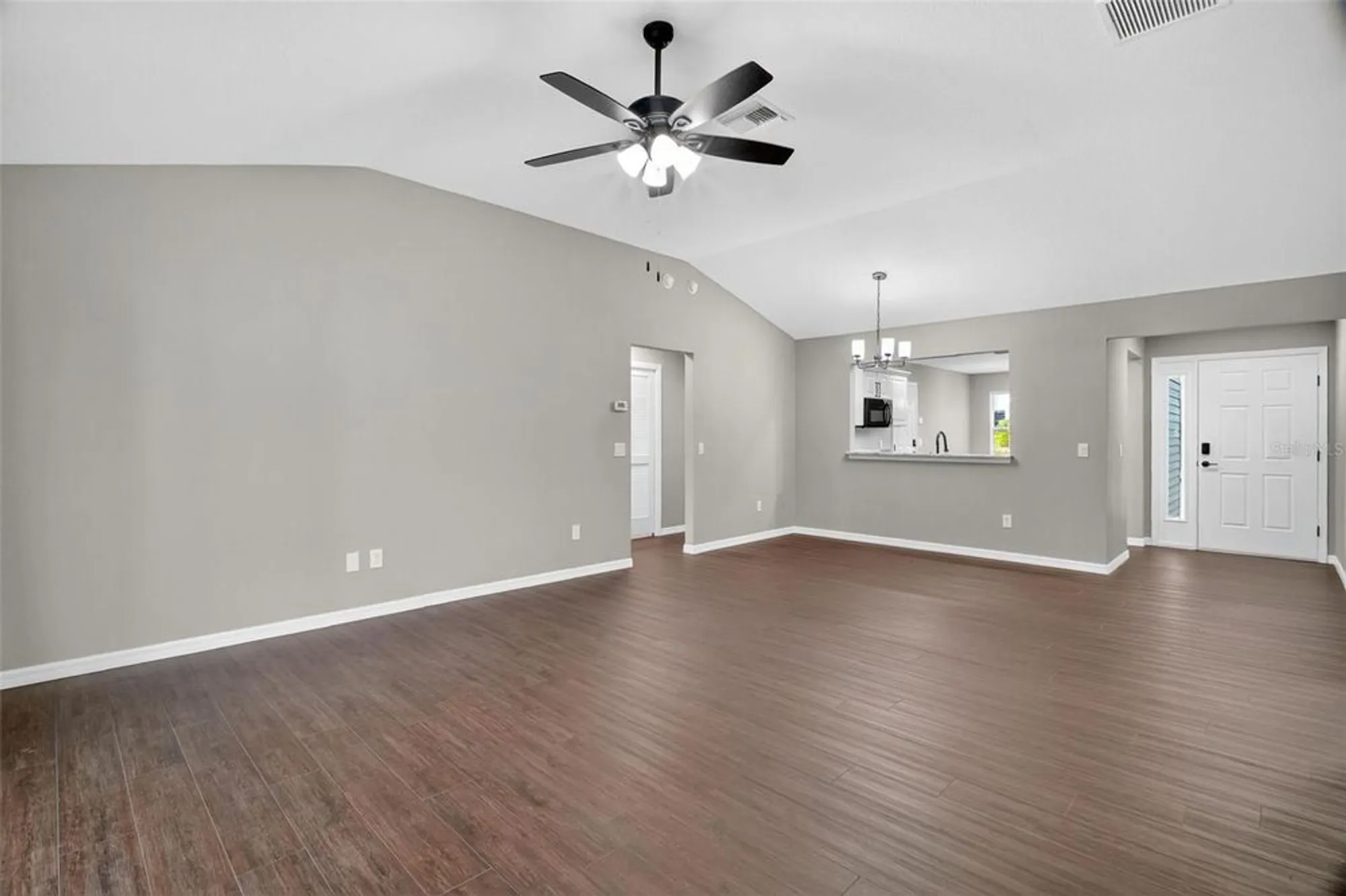 Property Slideshow image 11 of 40 | 849 yemassee loop, The Villages, FL, 32162