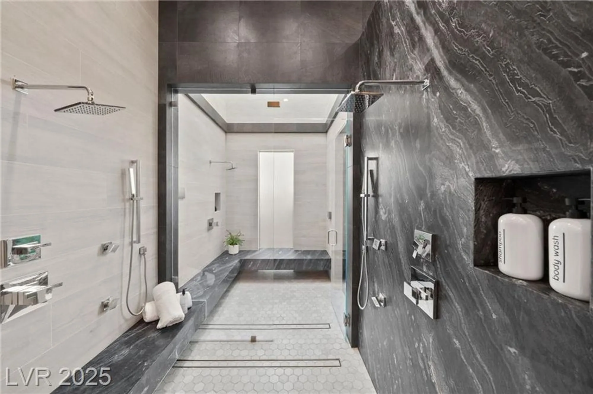 Property Slideshow image 46 of 99 | 12 rainbow point pl, Henderson, NV, 89011