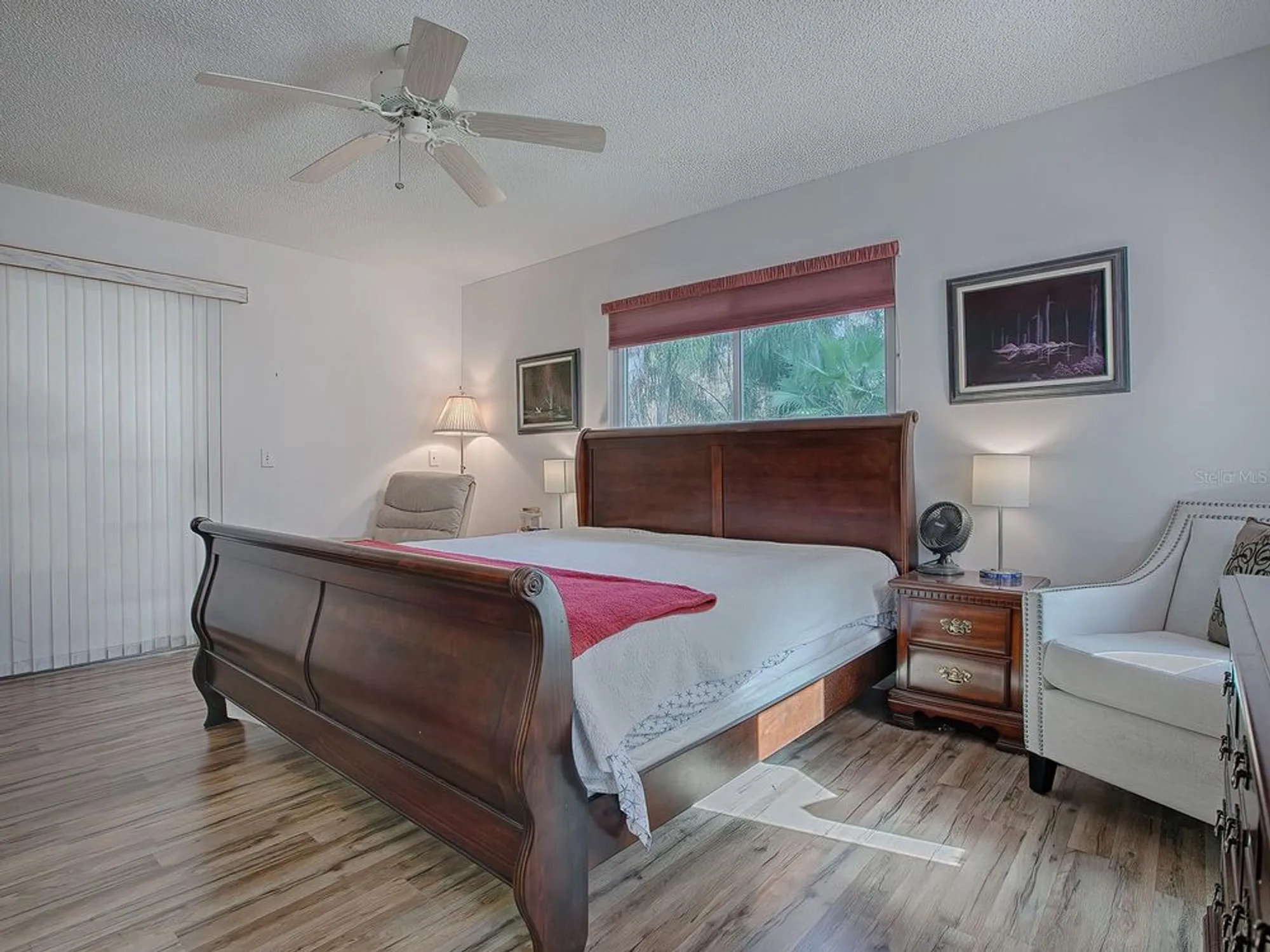 Property Slideshow image 21 of 38 | 32622 oak park dr, Leesburg, FL, 34748