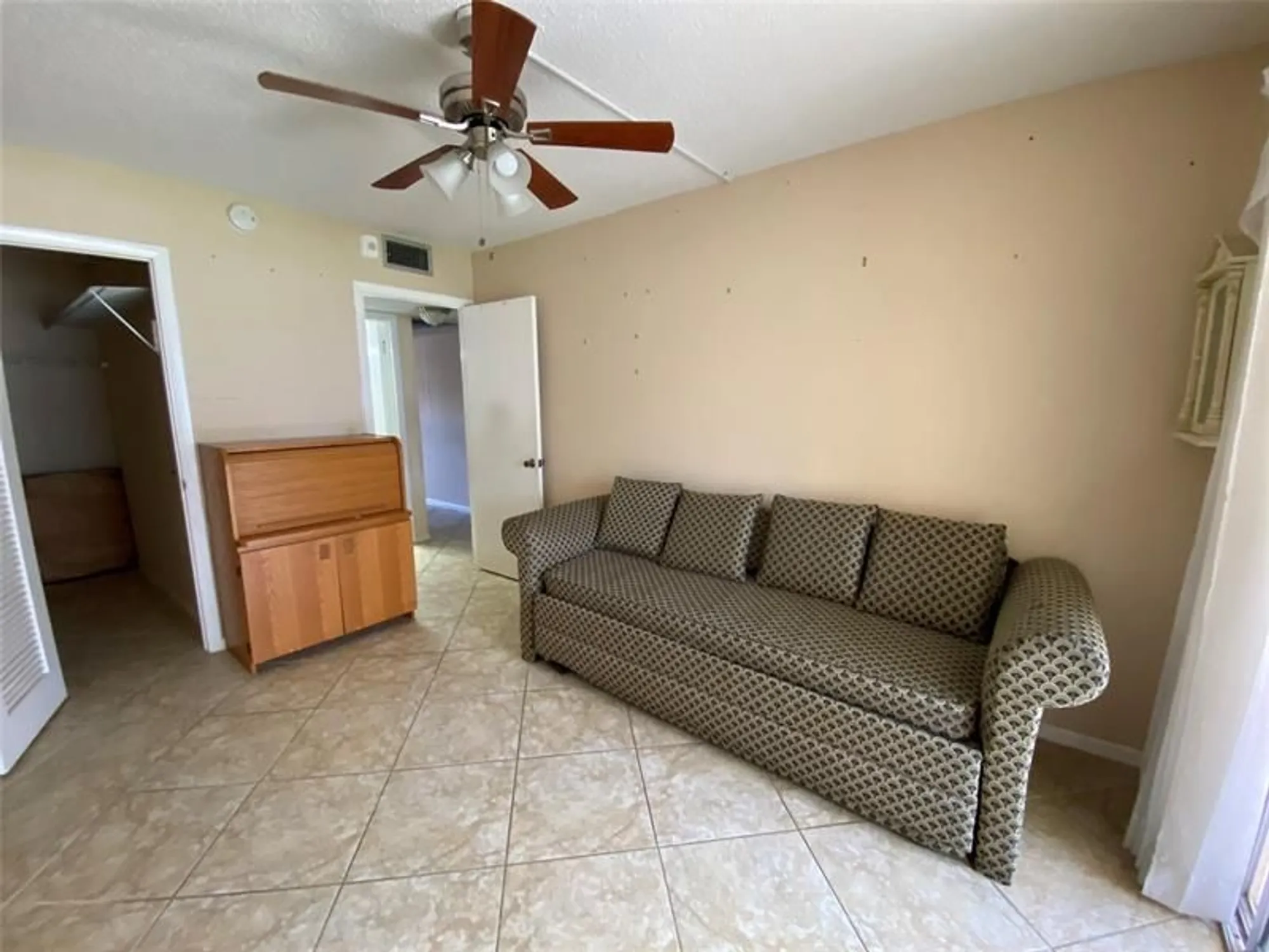 Property Slideshow image 7 of 44 | 2019 cambridge a # 2019, Deerfield Beach, FL, 33442