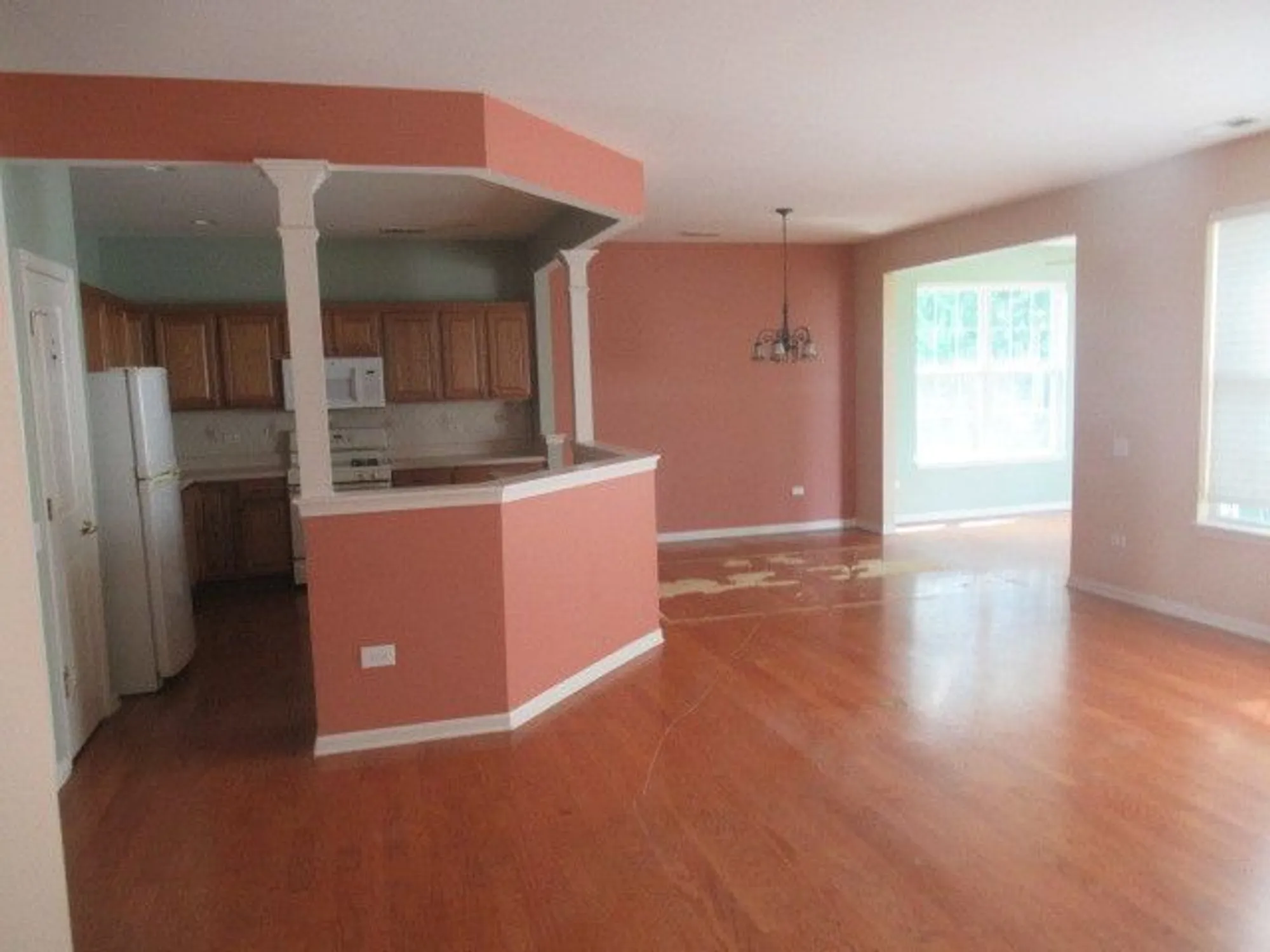 Property Slideshow image 10 of 24 | 12334 daphne dr, Huntley, IL, 60142