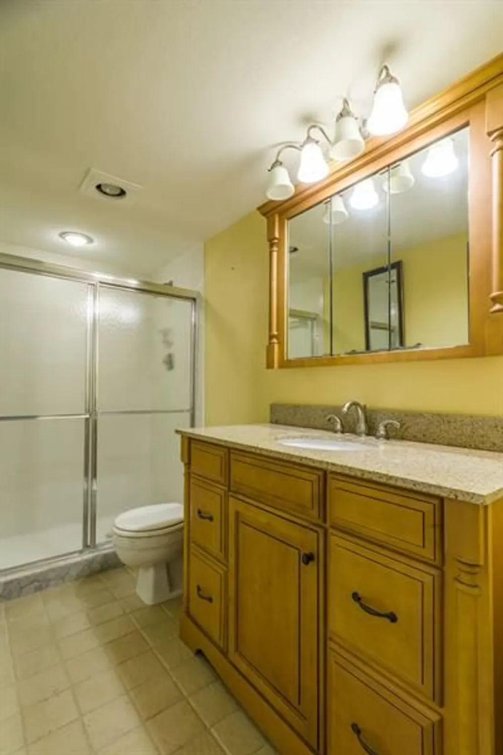 Property Slideshow image 17 of 52 | 4301 martinique cir c3, Coconut Creek, FL, 33066