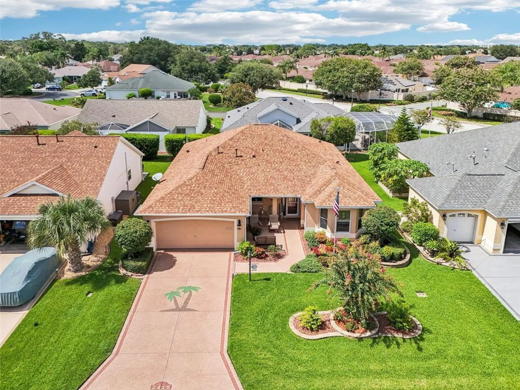Property Slideshow image 1 of 62 | 2415 morven park way, The Villages, FL, 32162