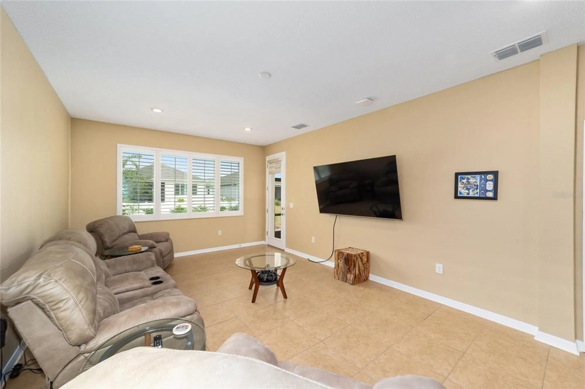 Property Slideshow image 10 of 34 | 8661 sw 76th ln, Ocala, FL, 34481