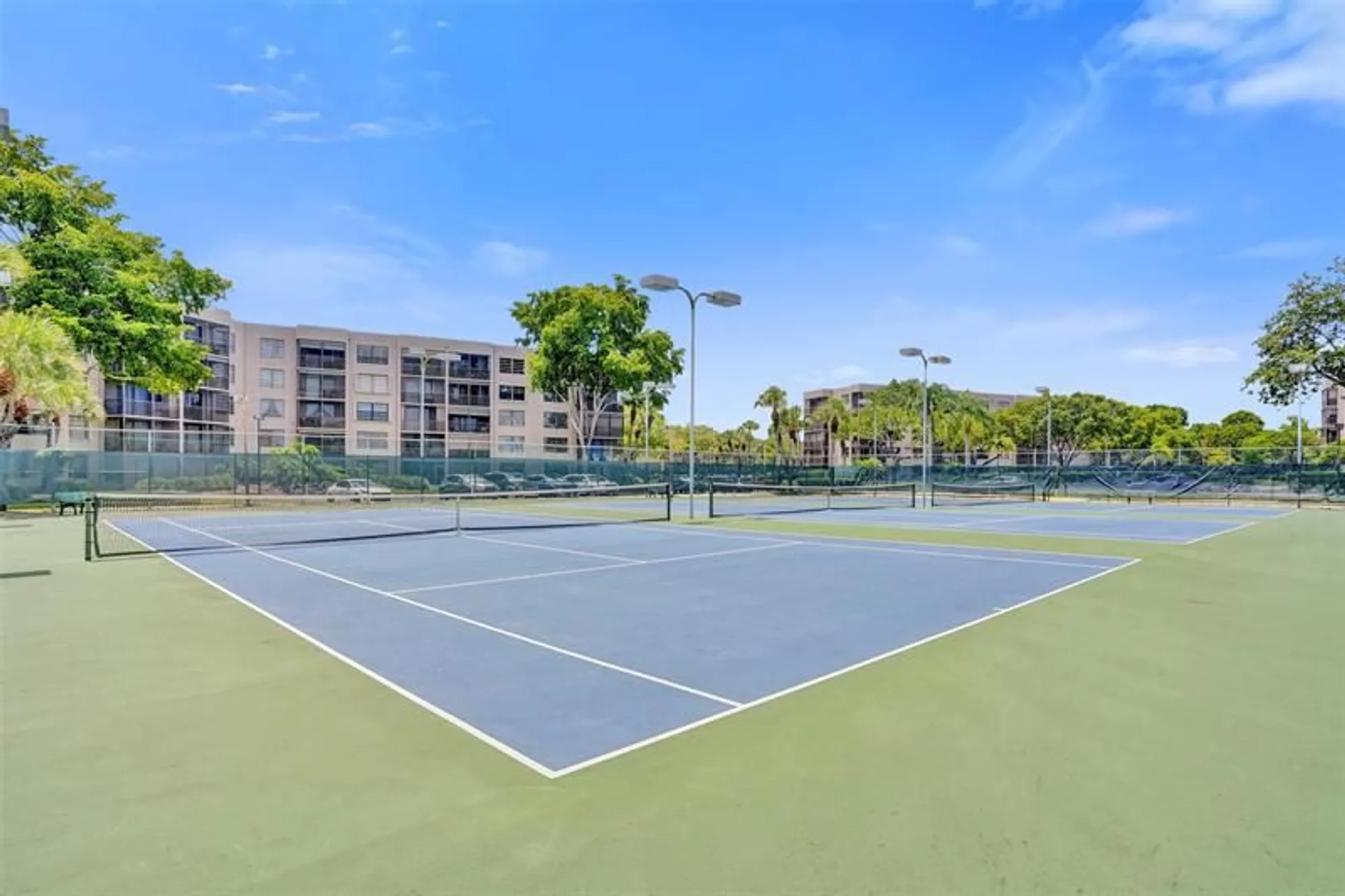 Property Slideshow image 25 of 29 | 900 colony point cir apt 221, Pembroke Pines, FL, 33026