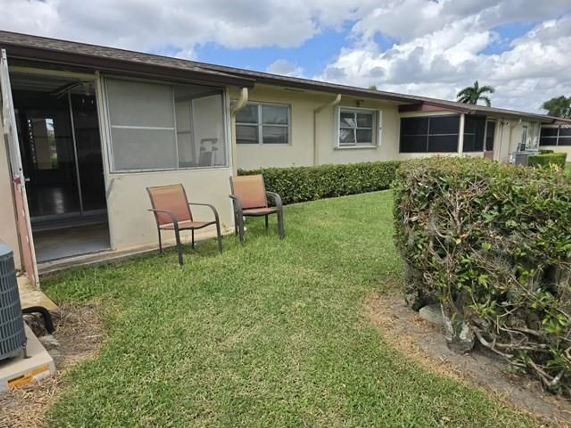 Property Slideshow image 15 of 30 | 2950 crosley dr i, West Palm Beach, FL, 33415