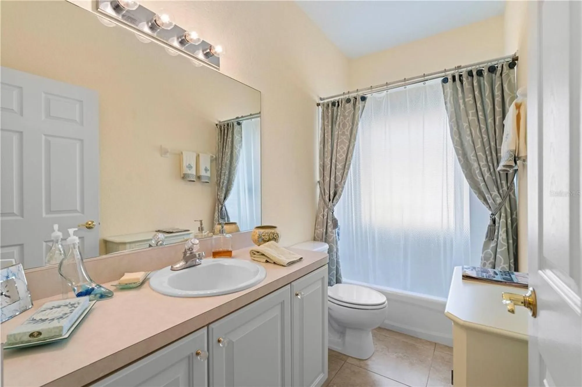 Property Slideshow image 38 of 64 | 1676 palace ct, Punta Gorda, FL, 33980