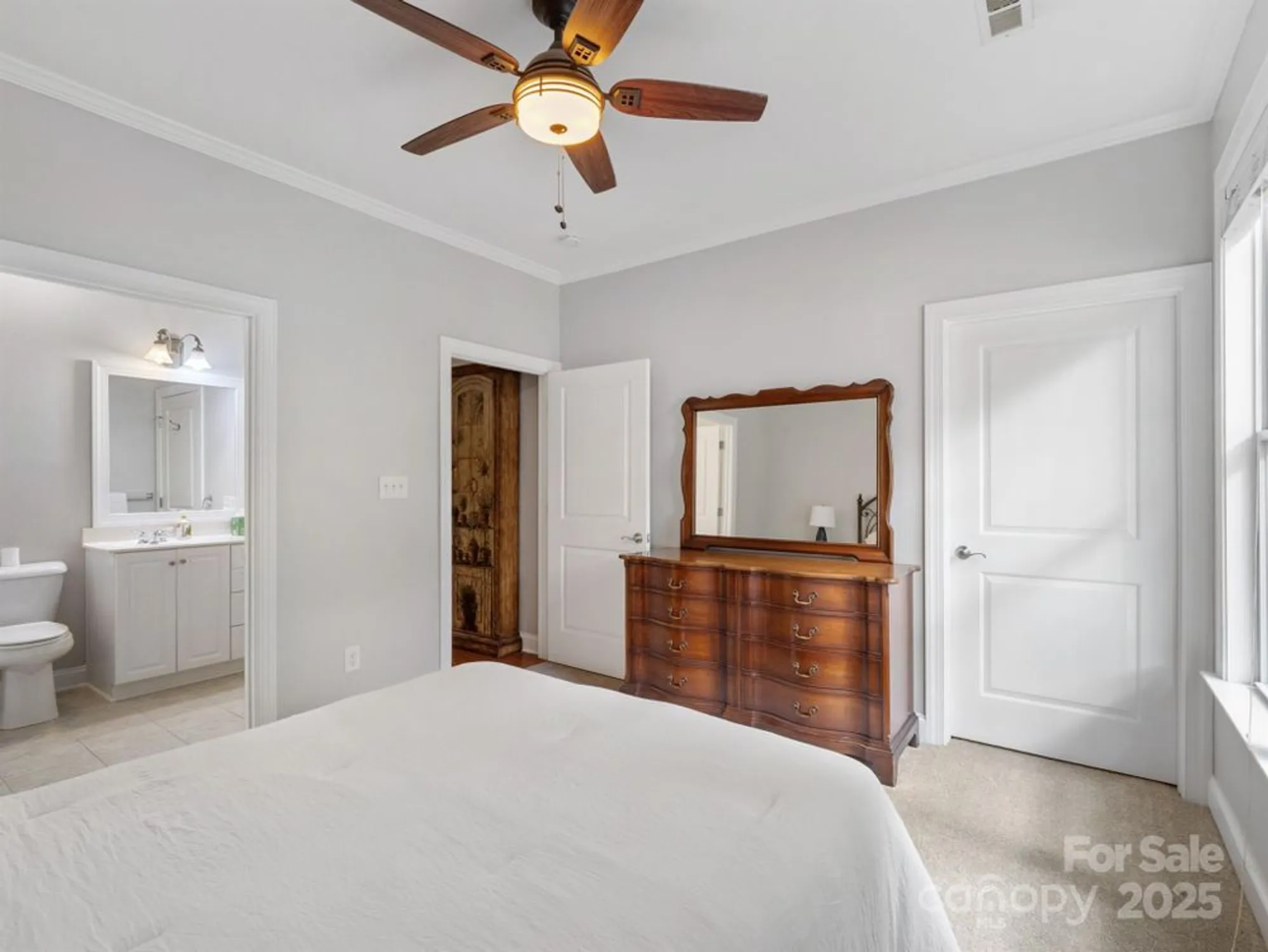 Property Slideshow image 24 of 37 | 10875 casetta dr, Matthews, NC, 28105