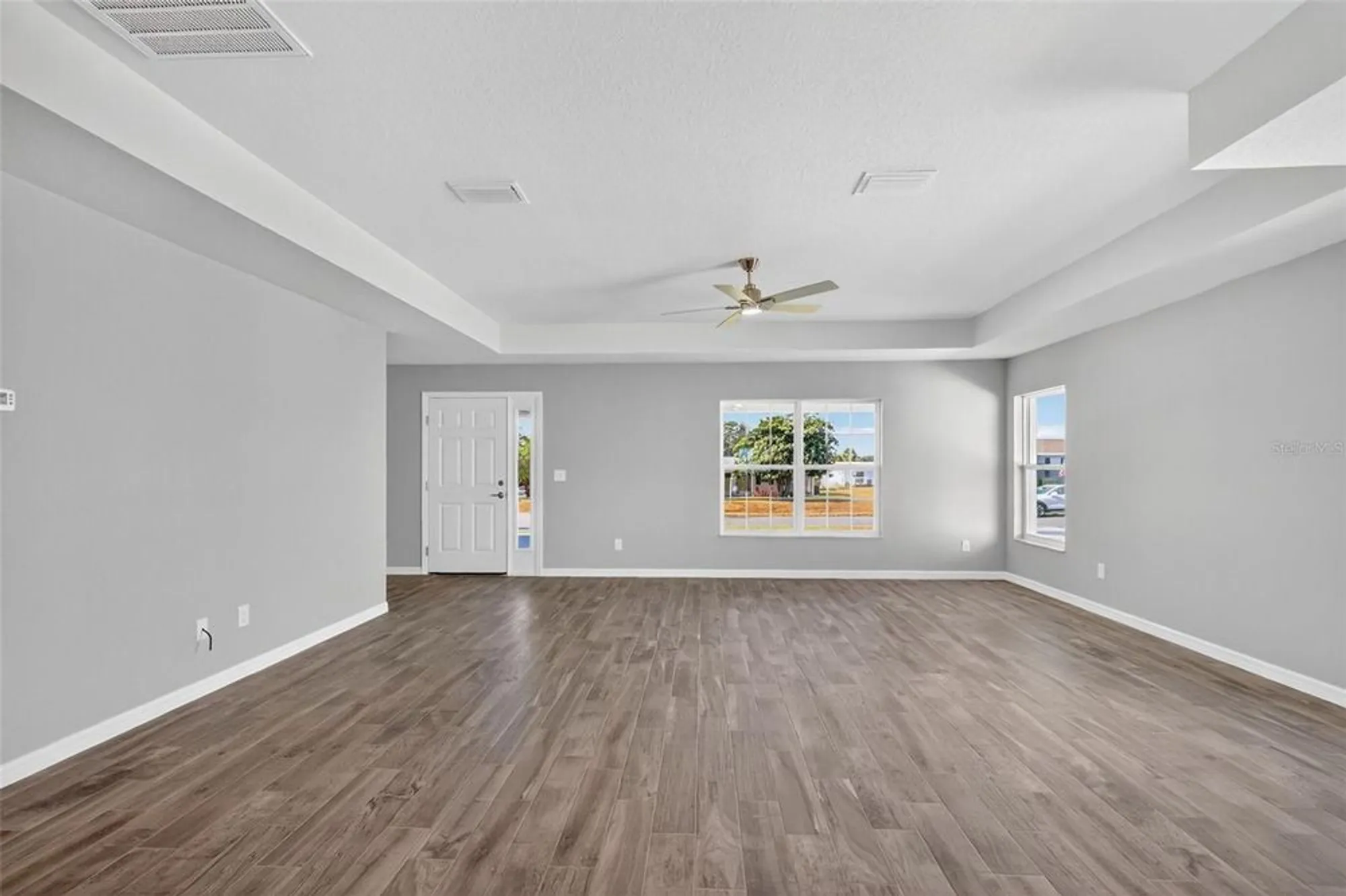 Property Slideshow image 14 of 36 | 1201 dustin dr, The Villages, FL, 32159
