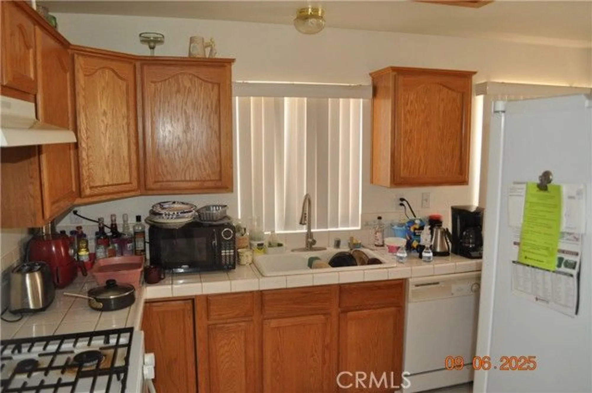 Property Slideshow image 7 of 20 | 11584 oak st, Apple Valley, CA, 92308