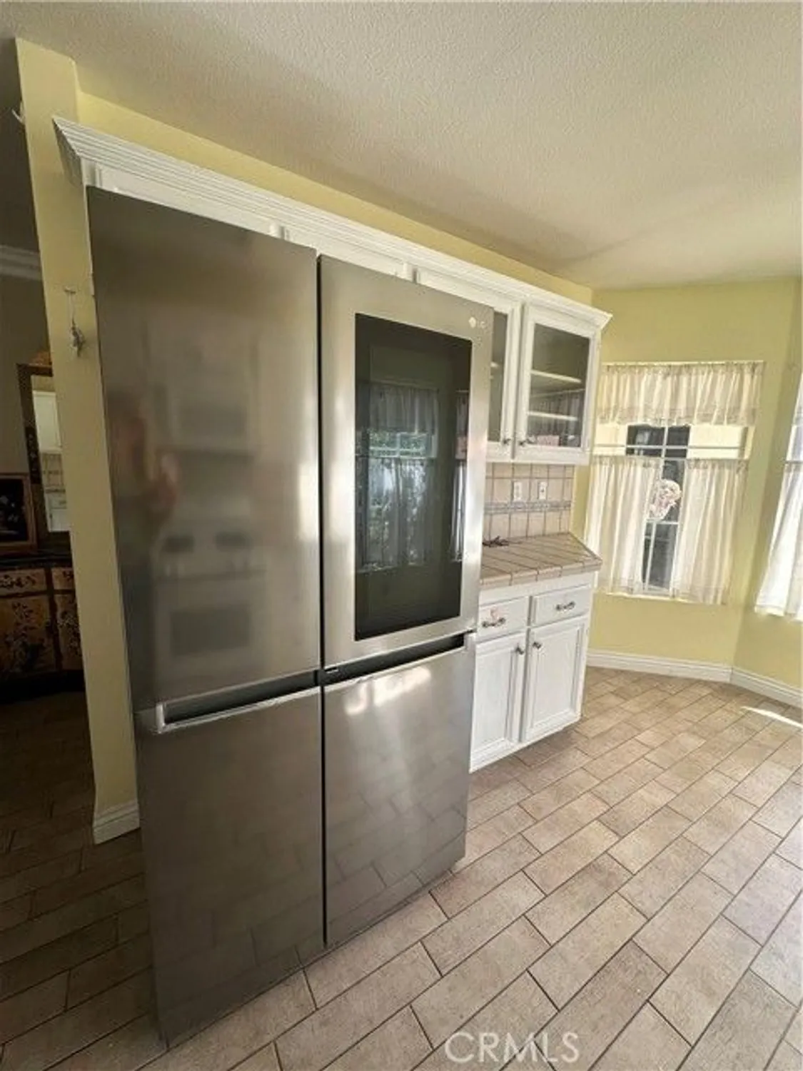 Property Slideshow image 5 of 12 | 11548 oak st, Apple Valley, CA, 92308