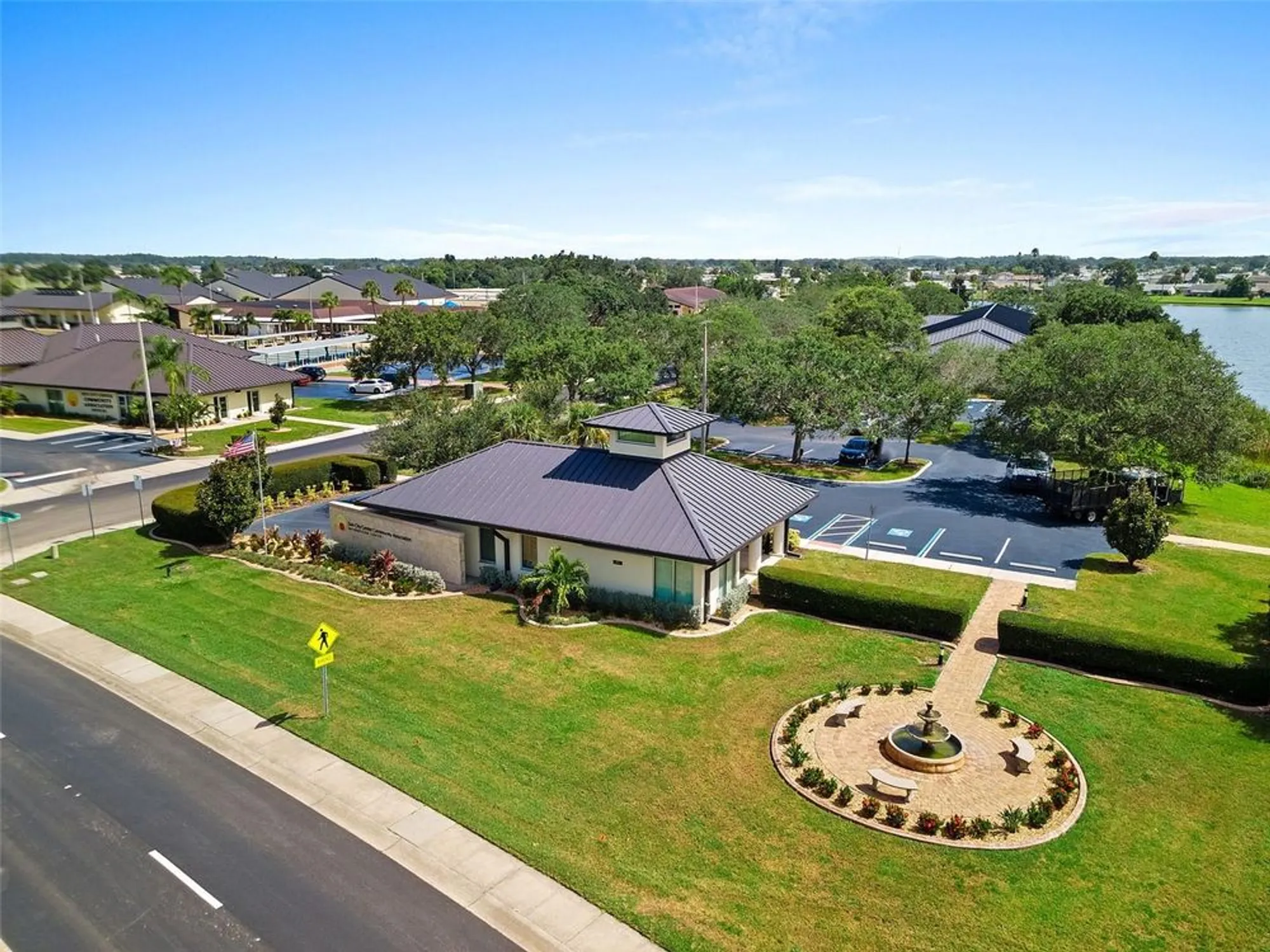 Property Slideshow image 51 of 68 | 2307 platinum dr, Sun City Center, FL, 33573