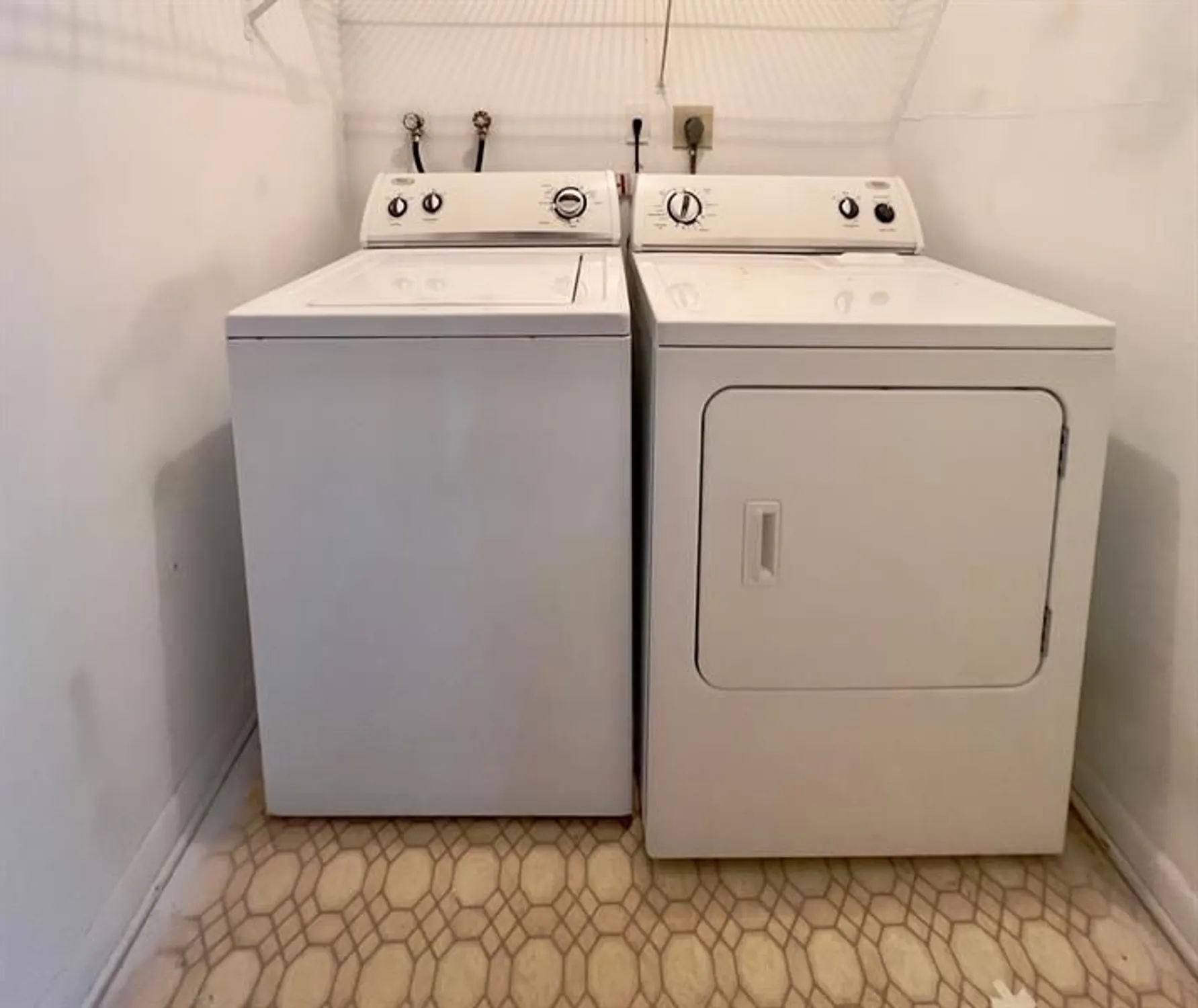 Property Slideshow image 16 of 51 | 9988 n belfort cir 111, Tamarac, FL, 33321