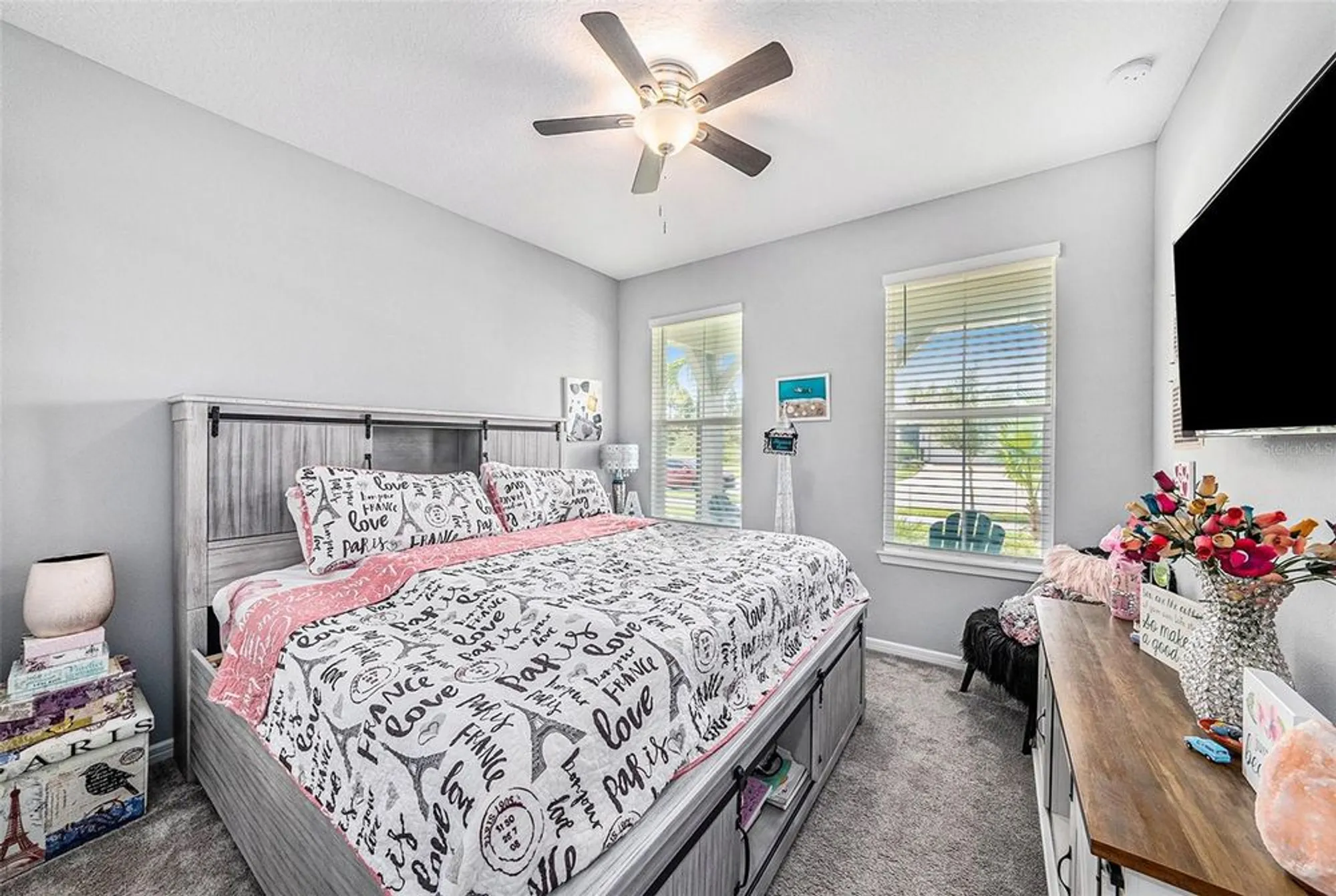 Property Slideshow image 16 of 30 | 19865 sea glass cir, Land O Lakes, FL, 34638