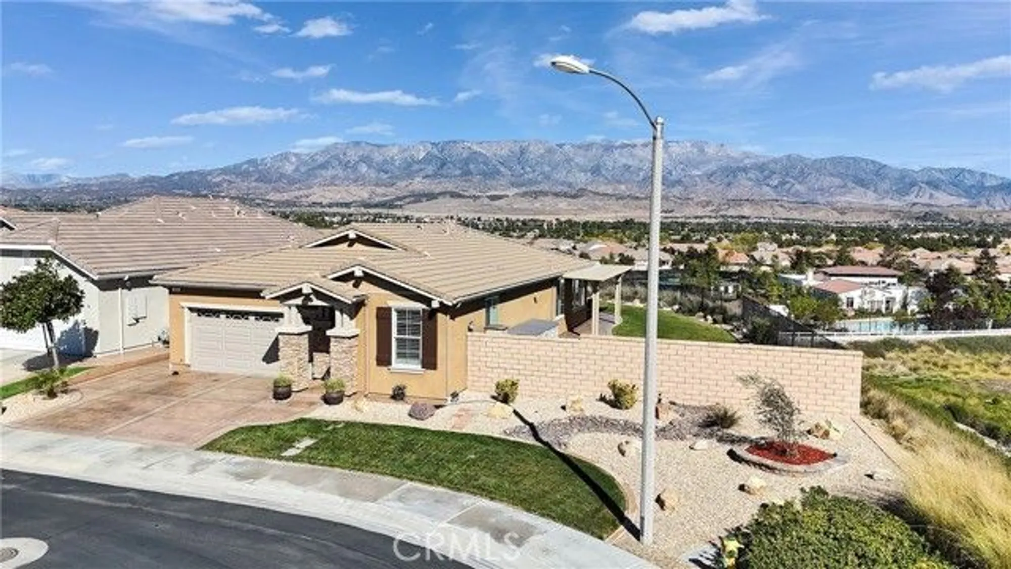 Property Slideshow image 4 of 49 | 428 saddlerock, Beaumont, CA, 92223