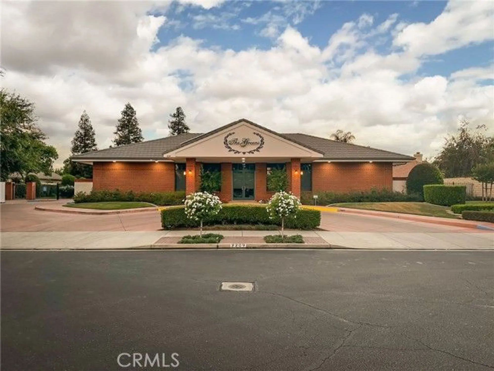 Property Slideshow image 4 of 34 | 10014 brigadoon rose st, Bakersfield, CA, 93311