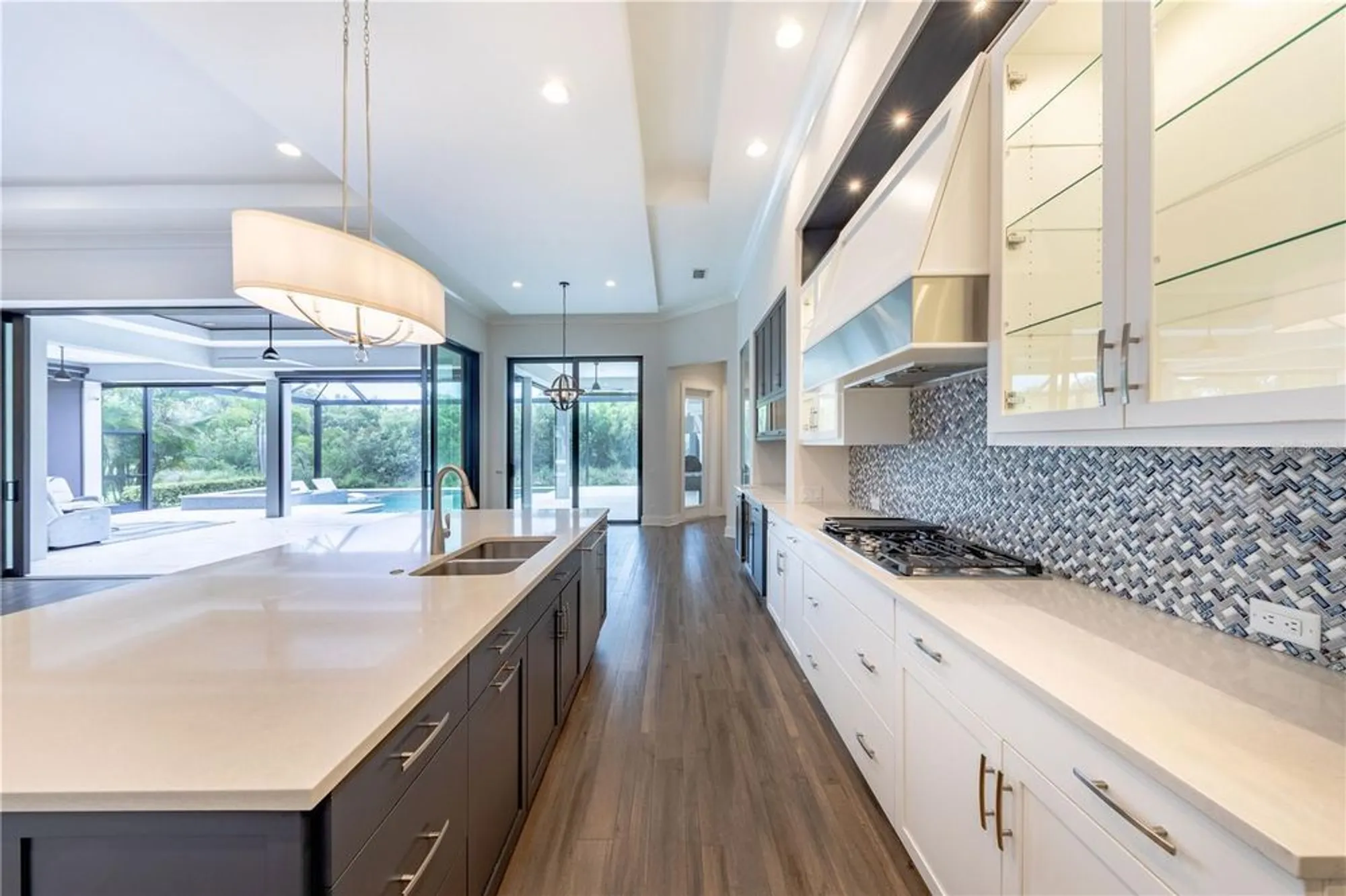 Property Slideshow image 9 of 63 | 5408 greenbrook dr, Sarasota, FL, 34238