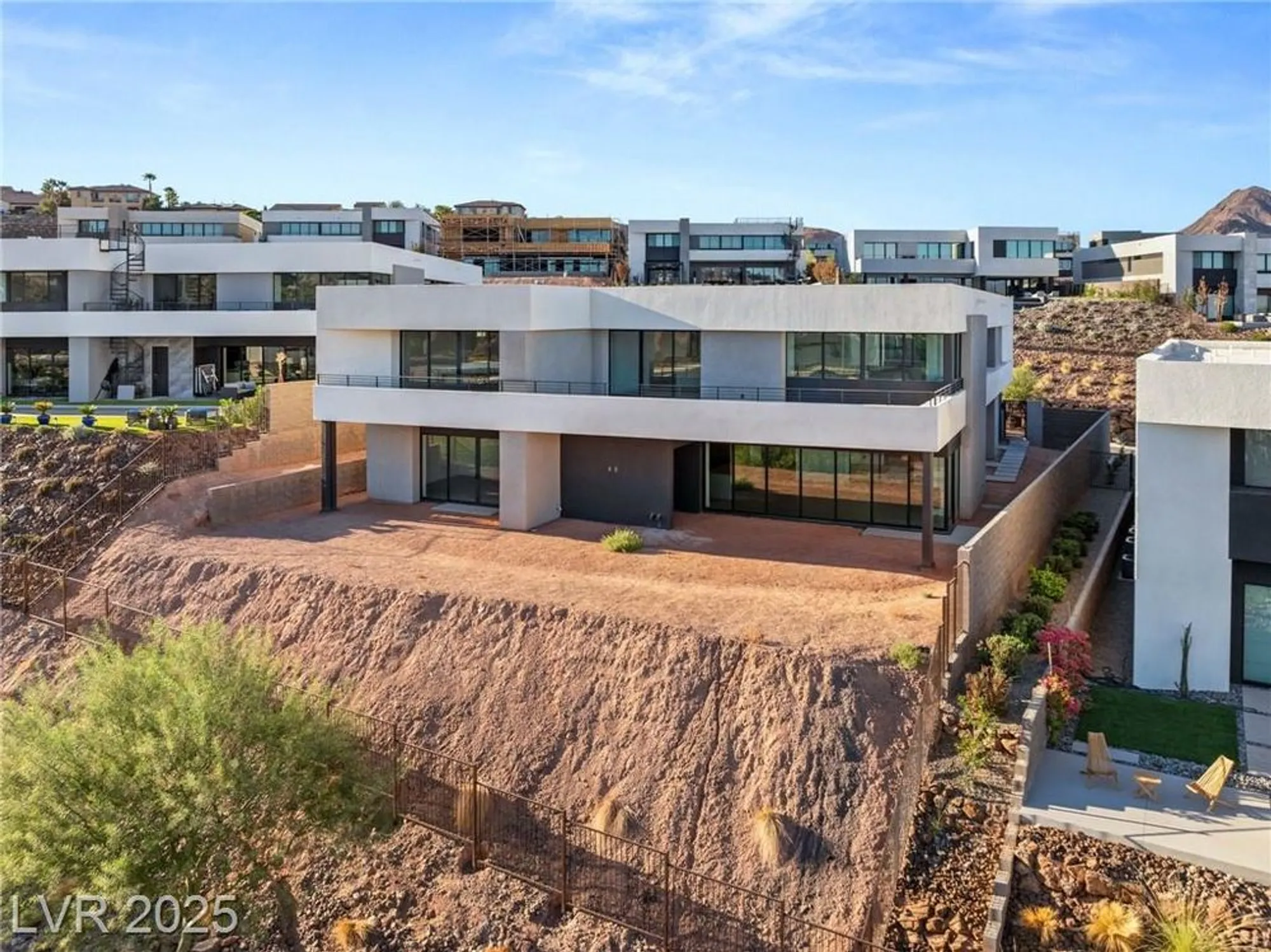 Property Slideshow image 41 of 57 | 25 canyon bay dr, Henderson, NV, 89011