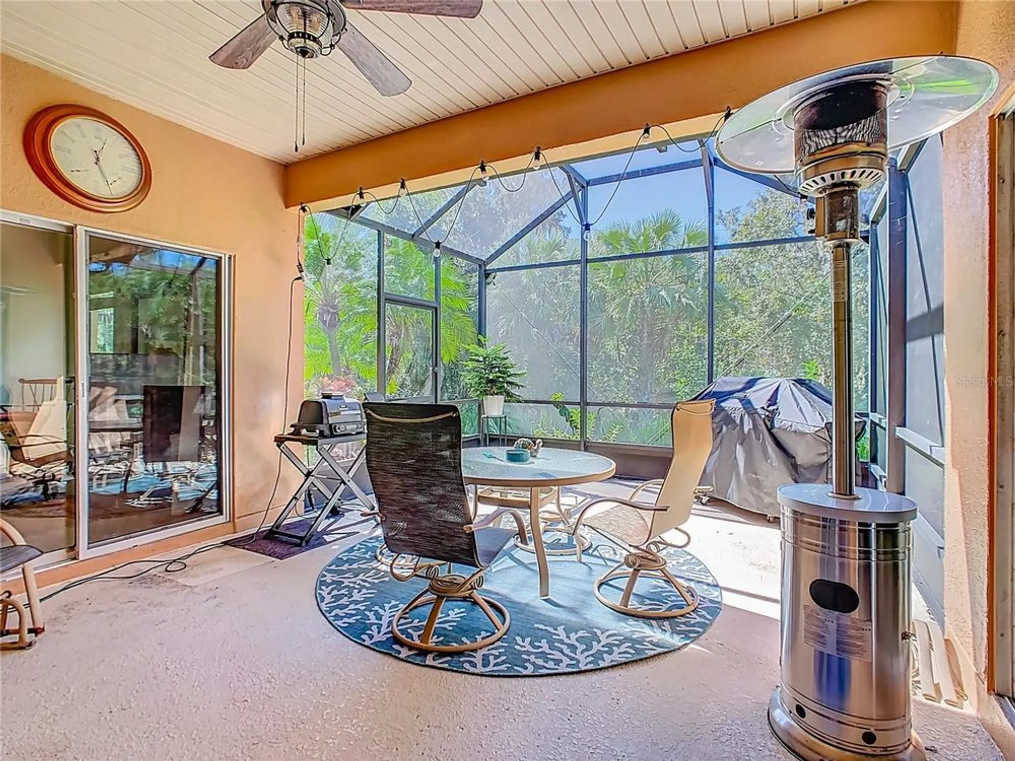 Property Slideshow image 37 of 76 | 680 portofino dr, Poinciana, FL, 34759