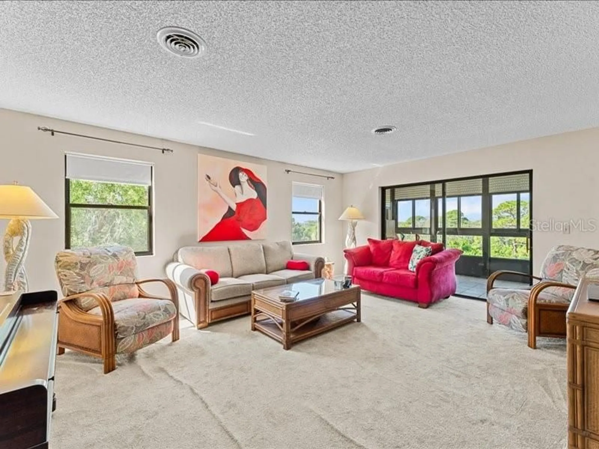 Property Slideshow image 8 of 47 | 8186 terrace garden dr n unit 401, Saint Petersburg, FL, 33709