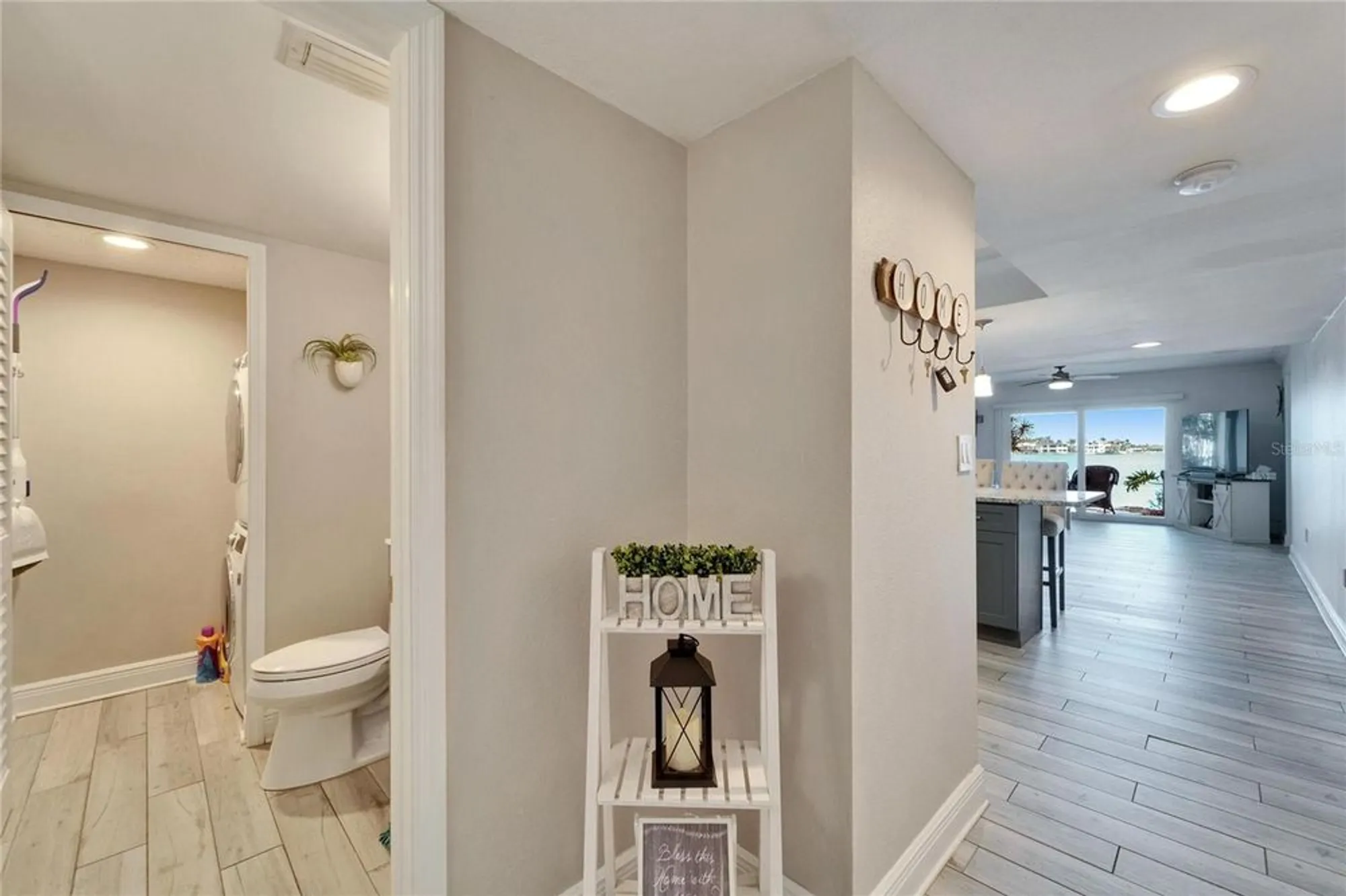 Property Slideshow image 6 of 60 | 7700 sun island dr 107, South Pasadena, FL, 33707