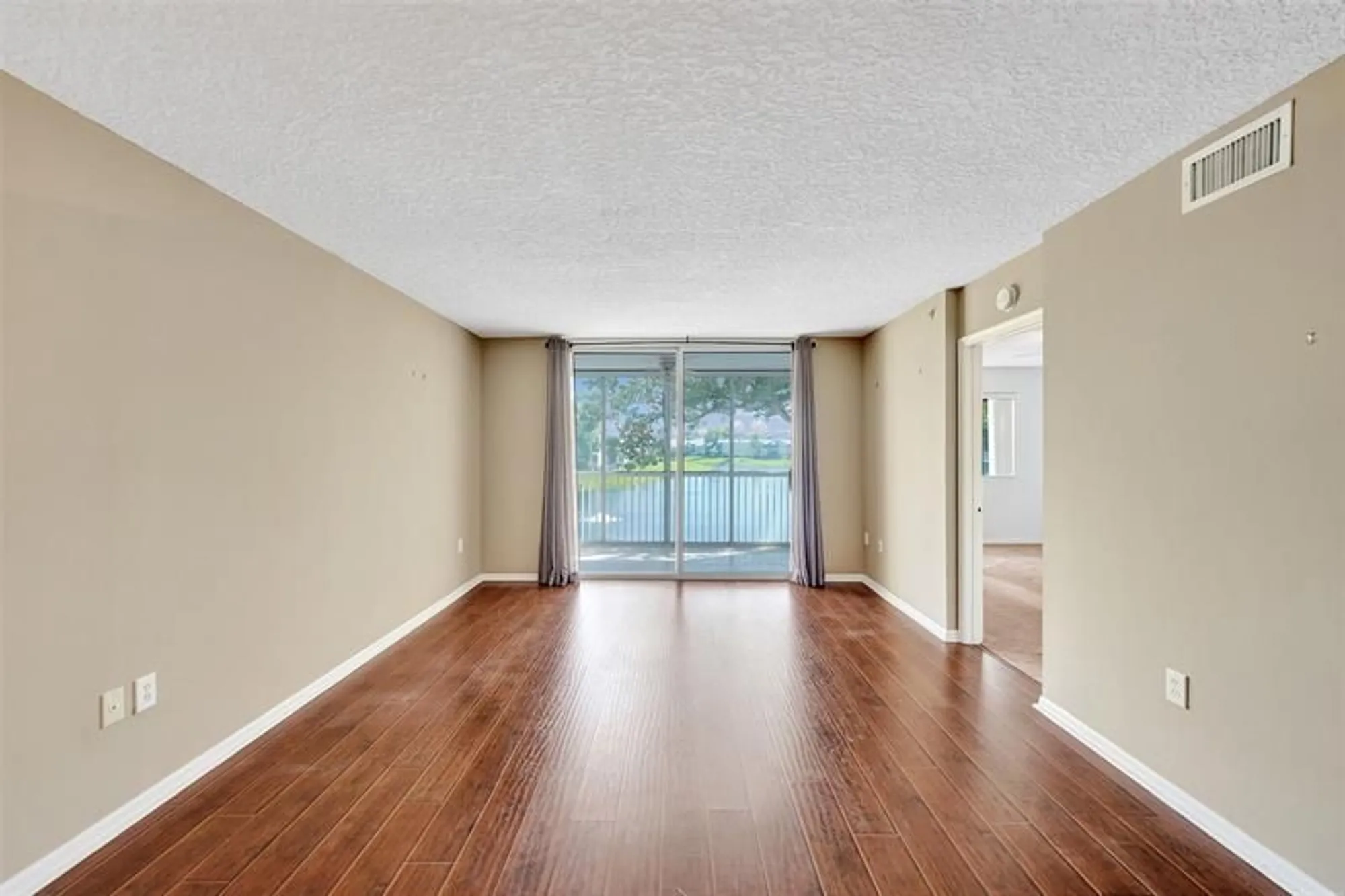 Property Slideshow image 24 of 69 | 9563 weldon cir apt d212, Fort Lauderdale, FL, 33321