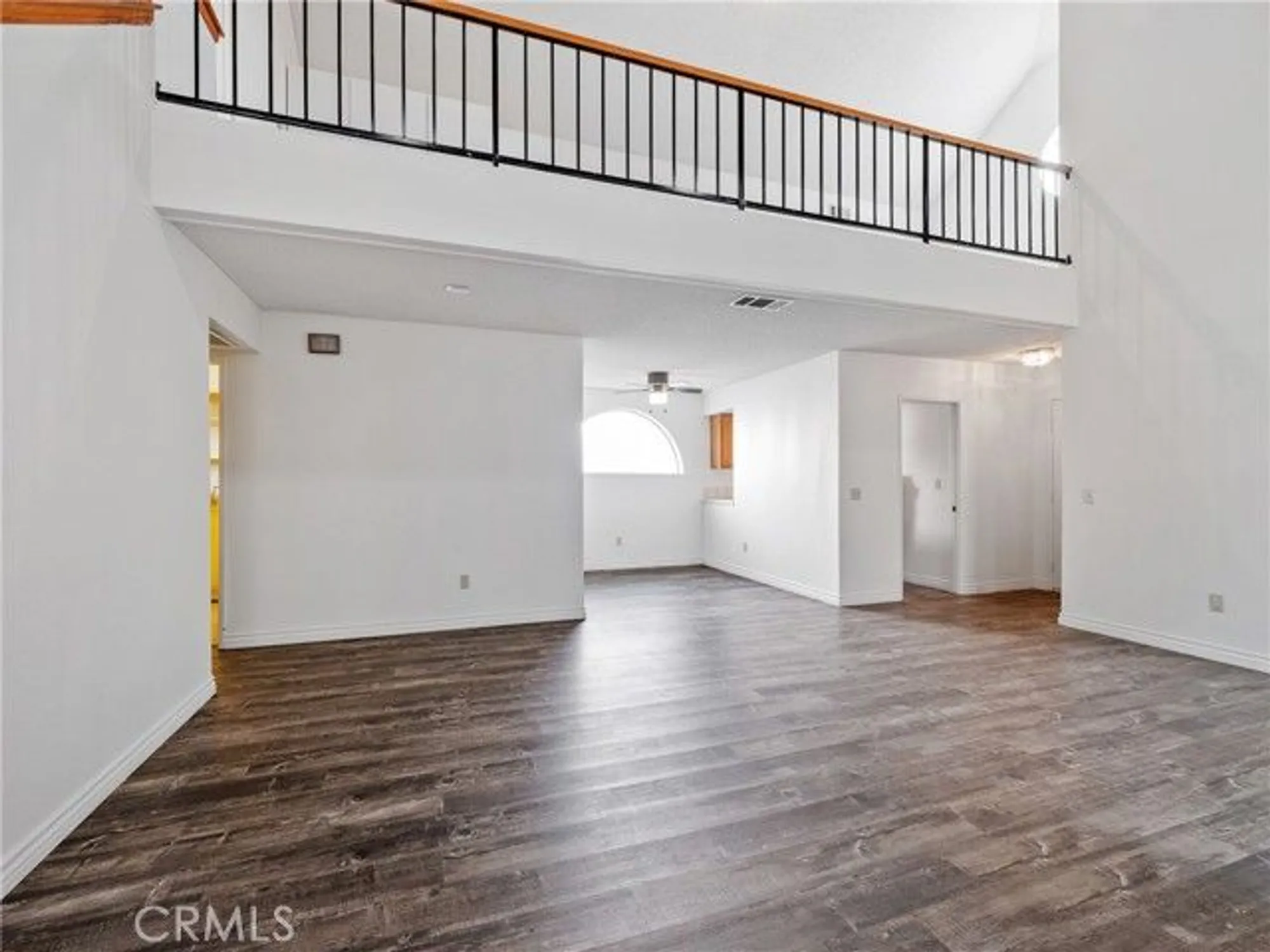 Property Slideshow image 10 of 37 | 19246 pine way, Apple Valley, CA, 92308