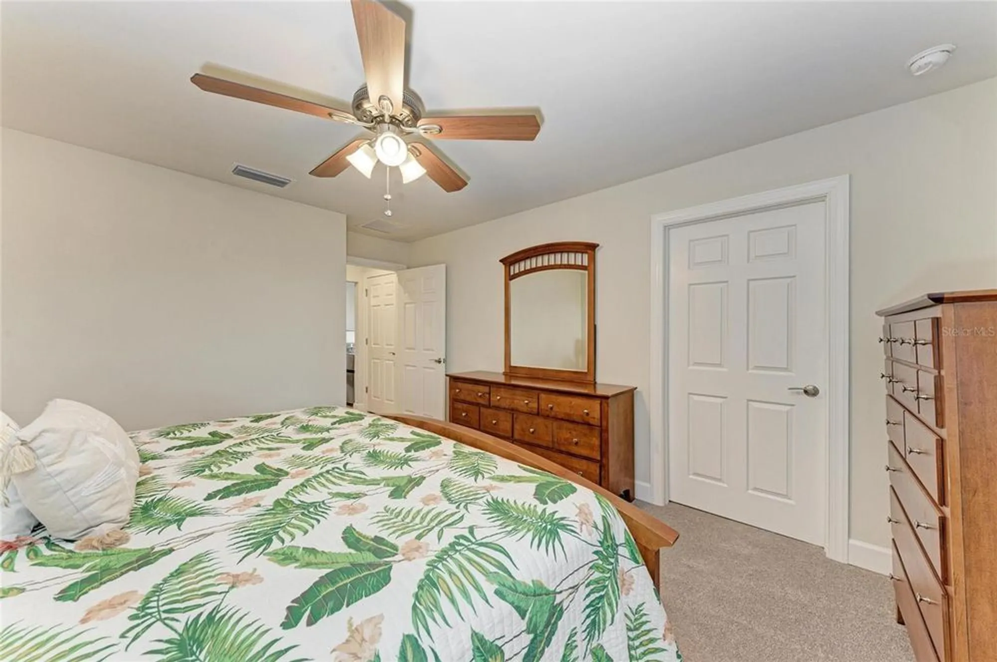 Property Slideshow image 40 of 65 | 7572 viola loop, Bradenton, FL, 34202