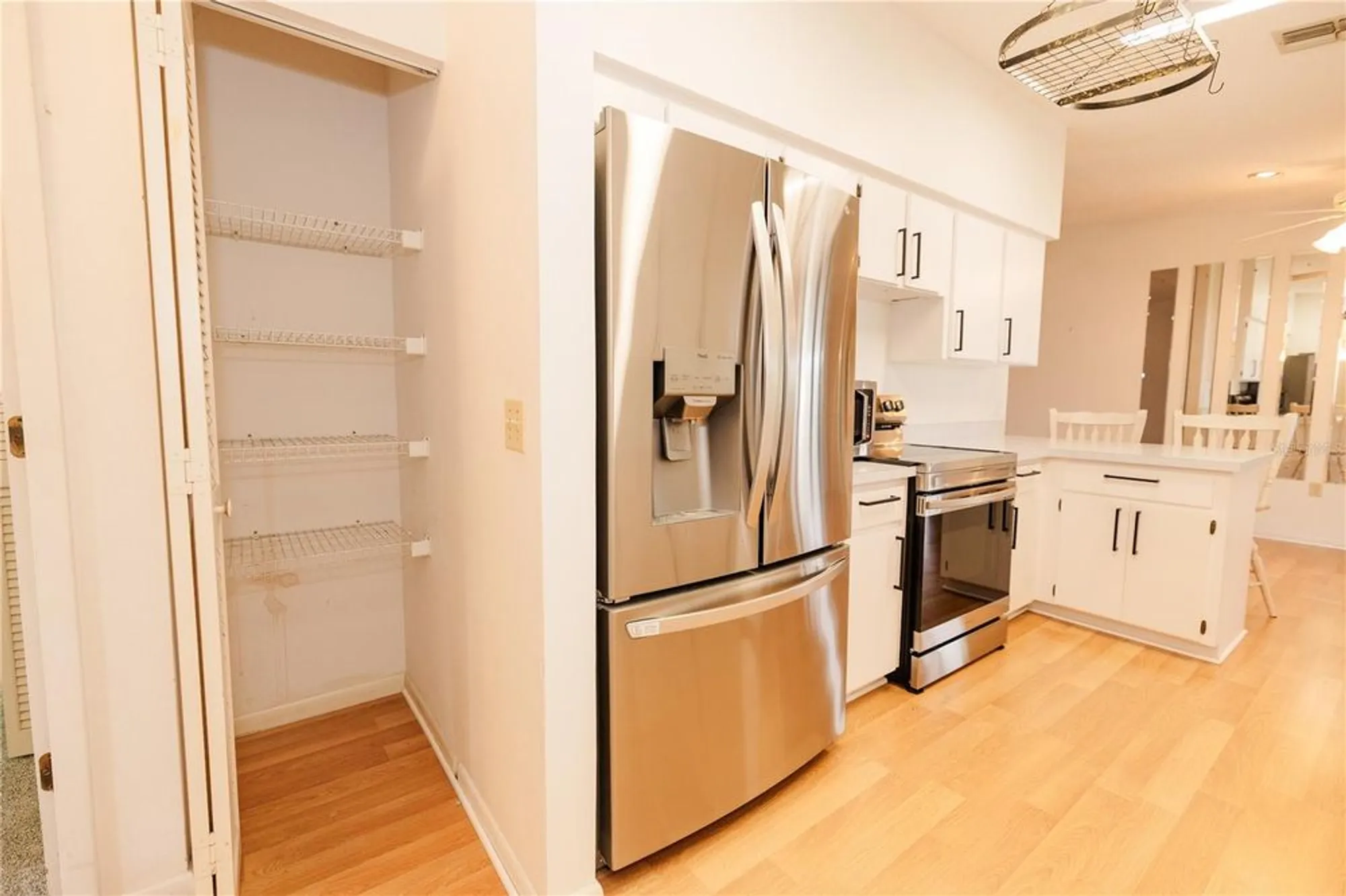 Property Slideshow image 20 of 41 | 3130 prairie dunes cir, Lakeland, FL, 33810