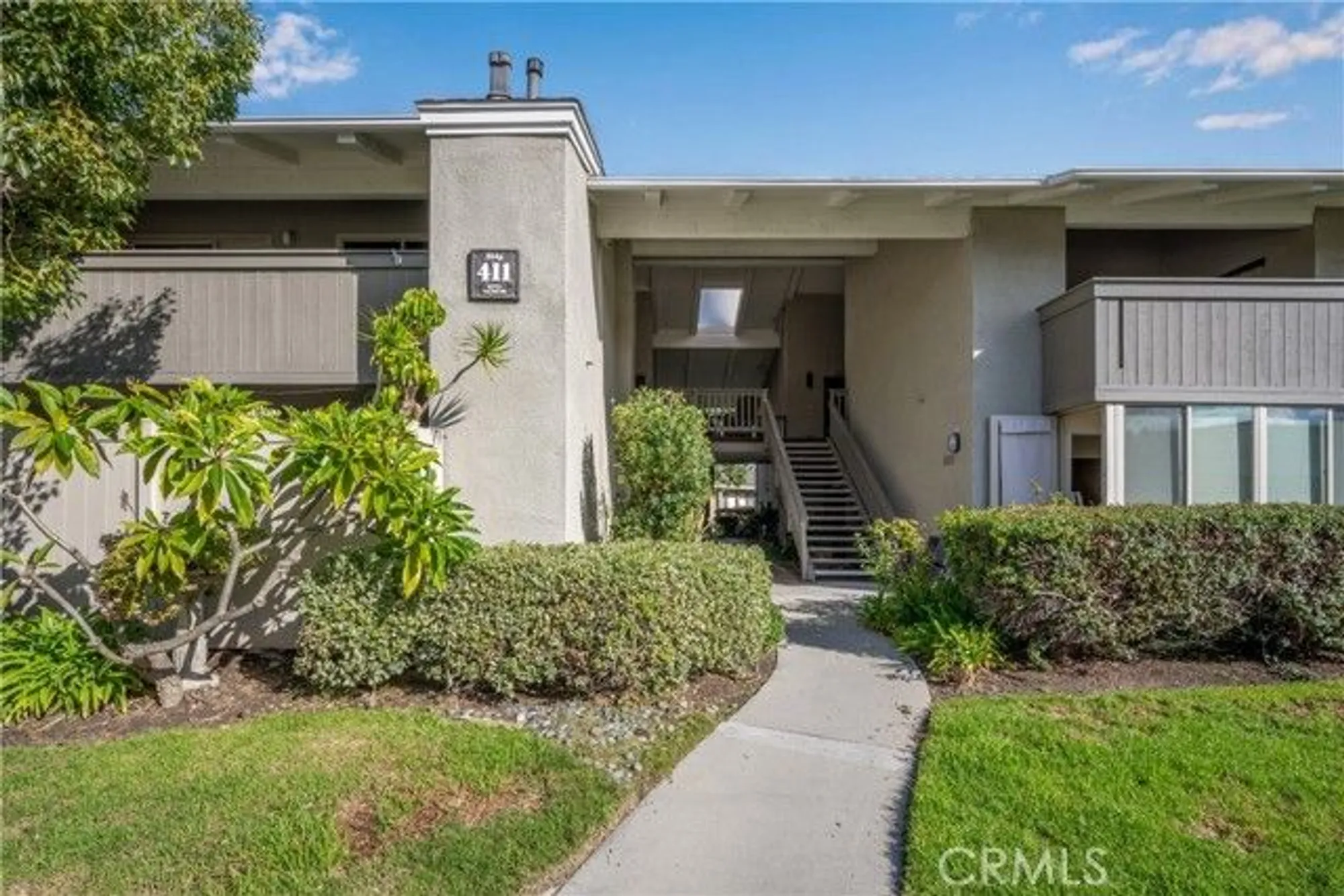 Property Slideshow image 30 of 32 | 8777 tulare dr unit 411h, Huntington Beach, CA, 92646