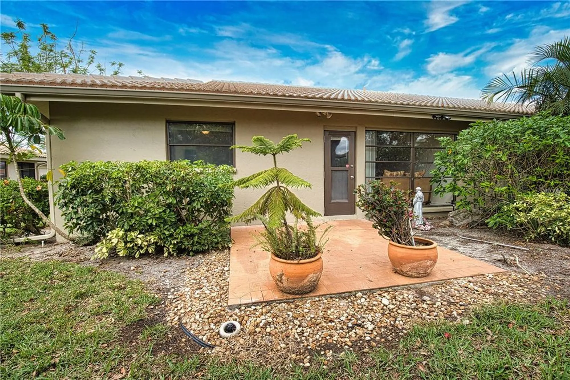 Property Slideshow image 39 of 45 | 7171 wood creek dr 5, Sarasota, FL, 34231