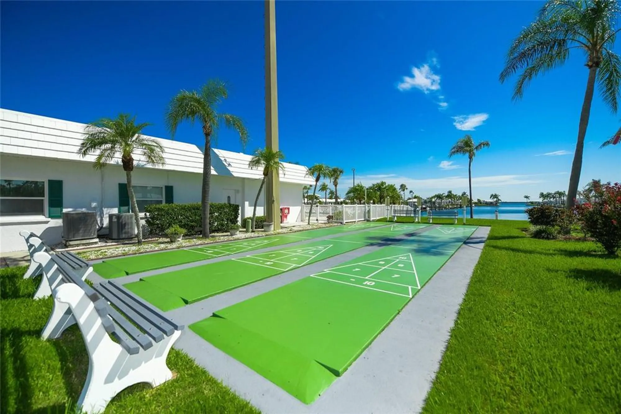 Property Slideshow image 25 of 39 | 738 el centro, Longboat Key, FL, 34228