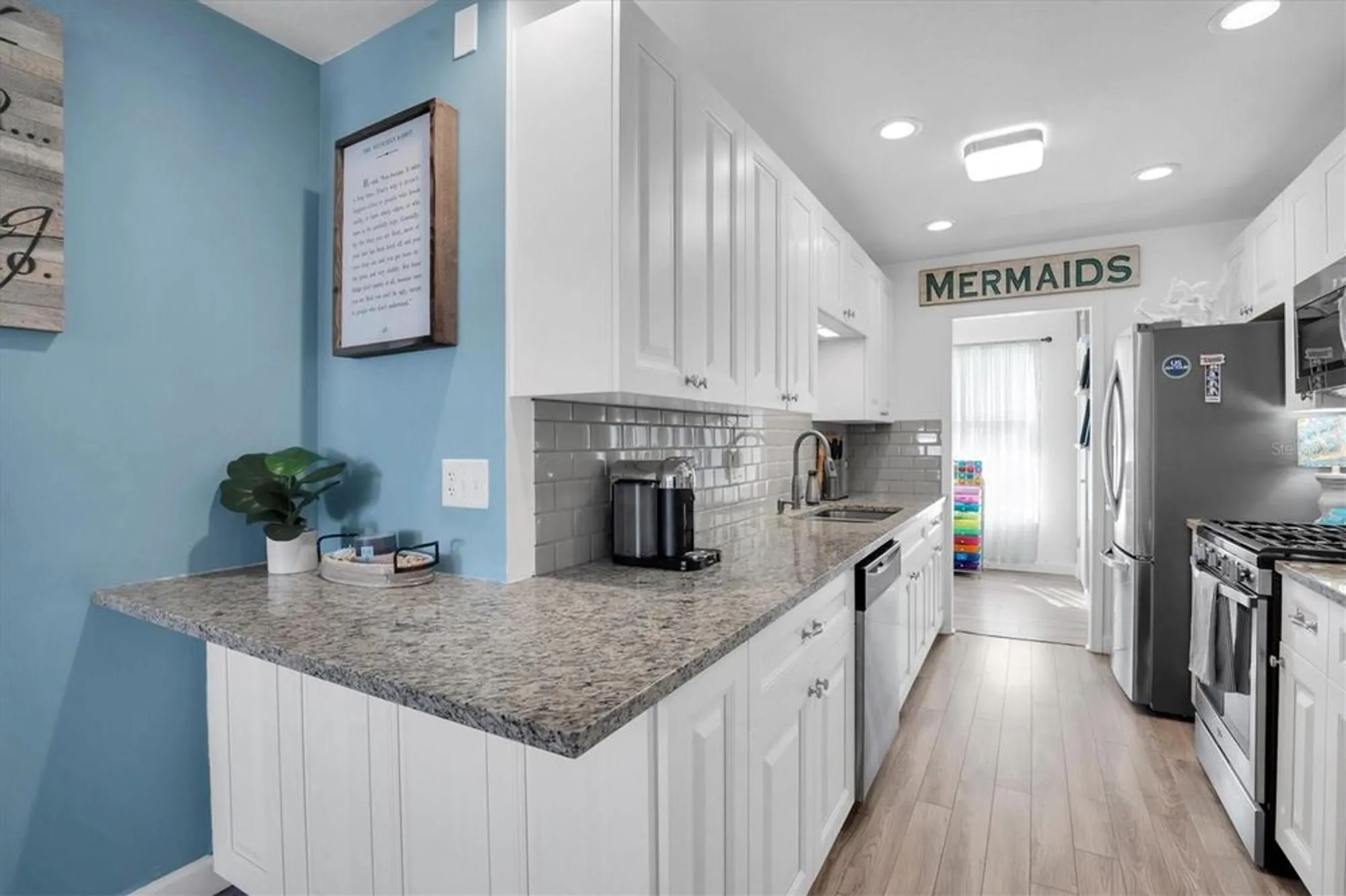 Property Slideshow image 12 of 37 | 5623 80th st n unit 505, Saint Petersburg, FL, 33709