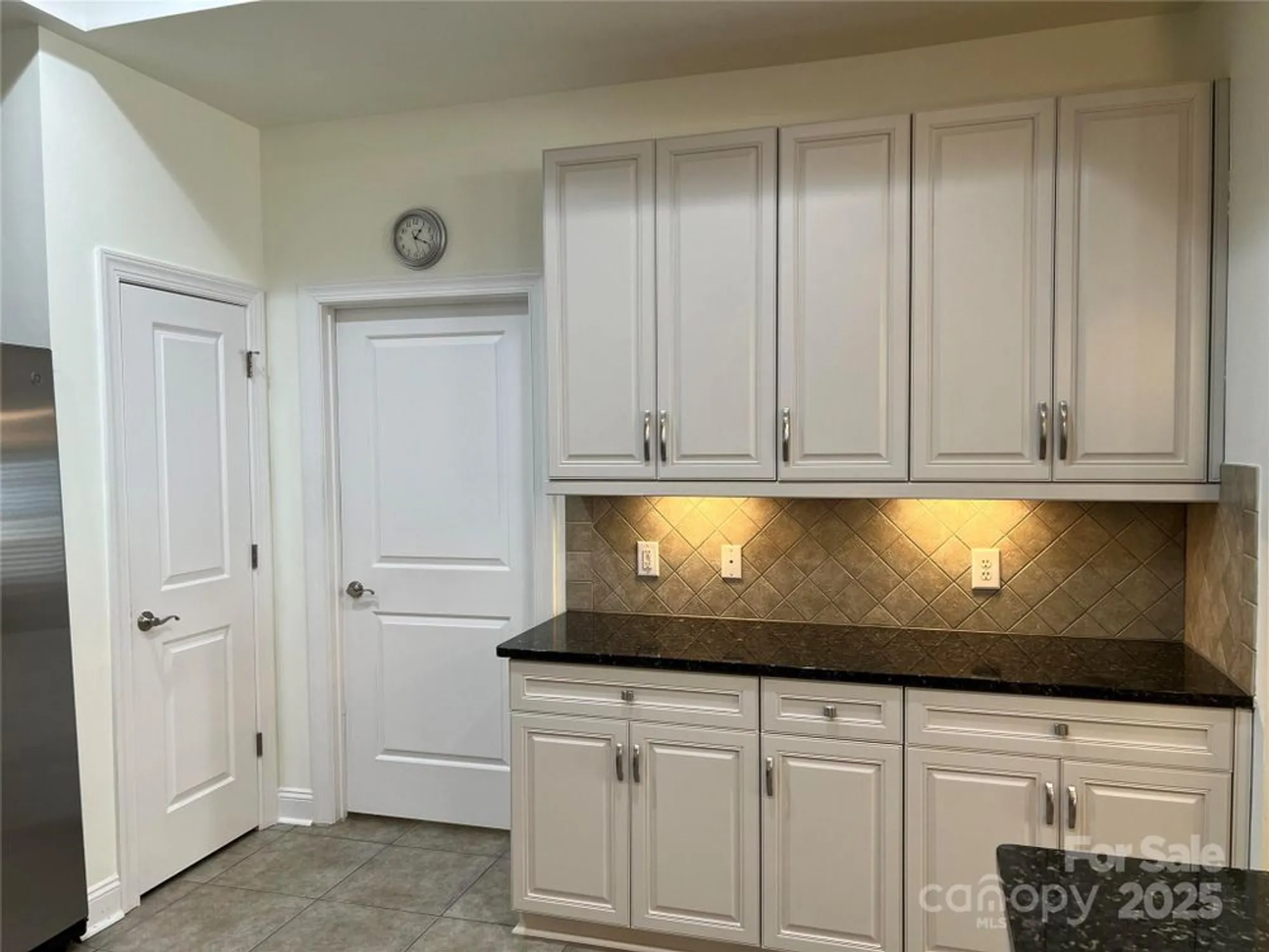 Property Slideshow image 12 of 48 | 10925 casetta dr, Matthews, NC, 28105